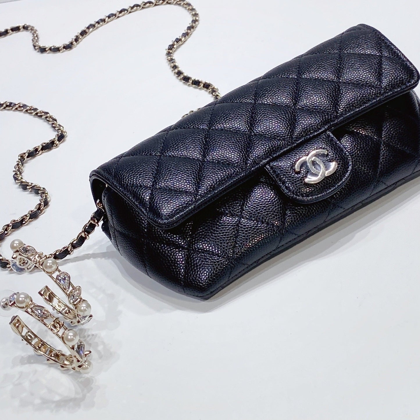 No.3393-Chanel Caviar Glasses Case With Classic Chain  (Brand New / 全新貨品)