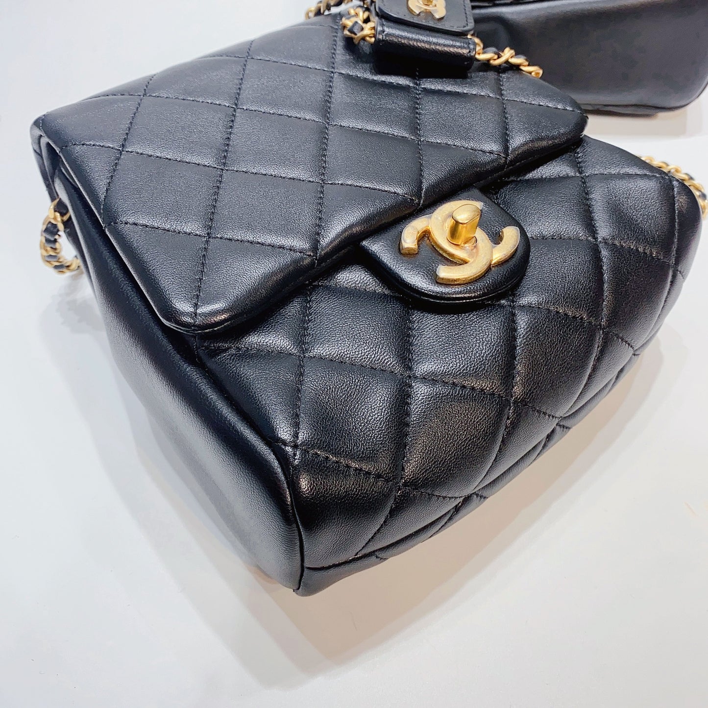 No.3767-Chanel Side Pack Bag (Unused / 未使用品)