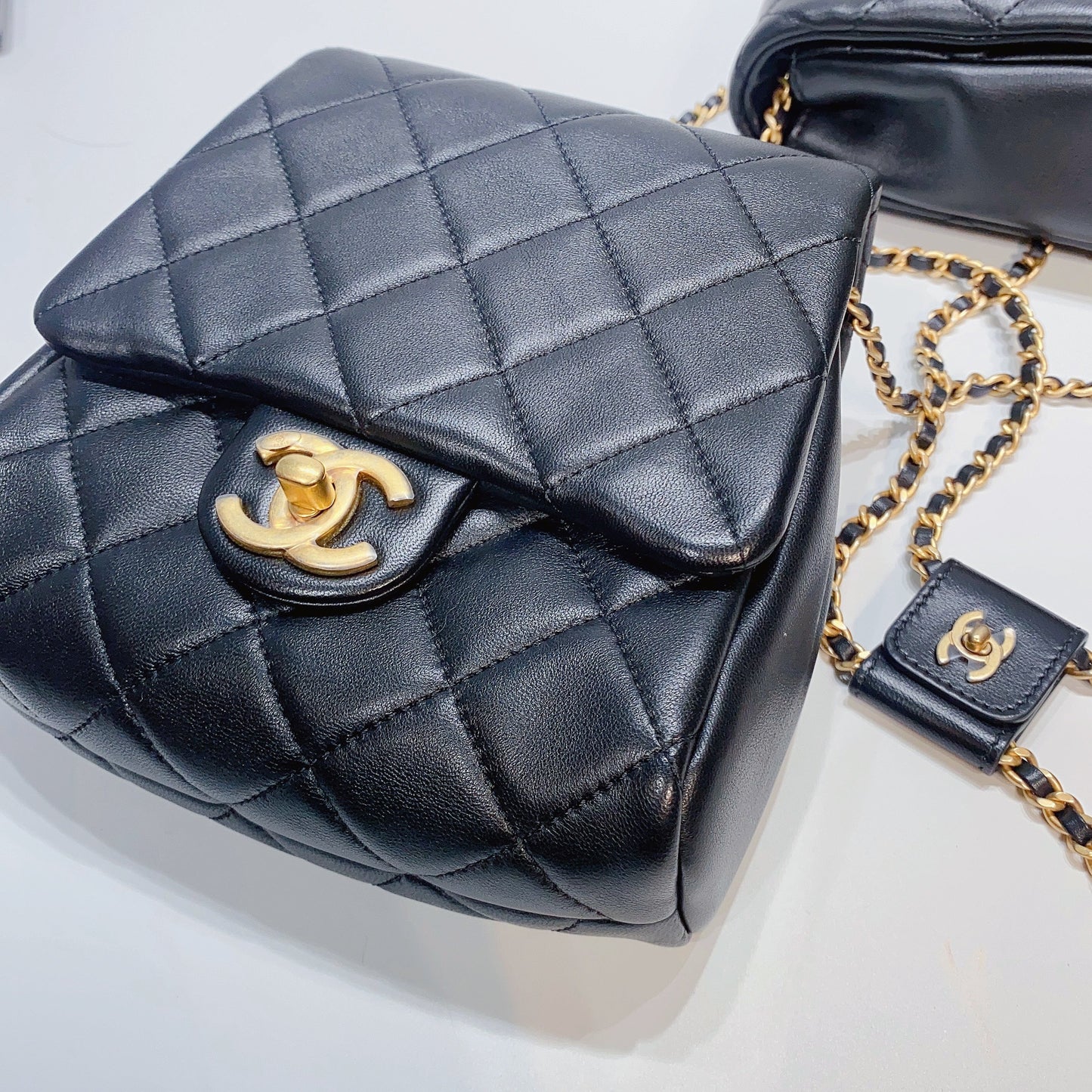 No.3767-Chanel Side Pack Bag (Unused / 未使用品)