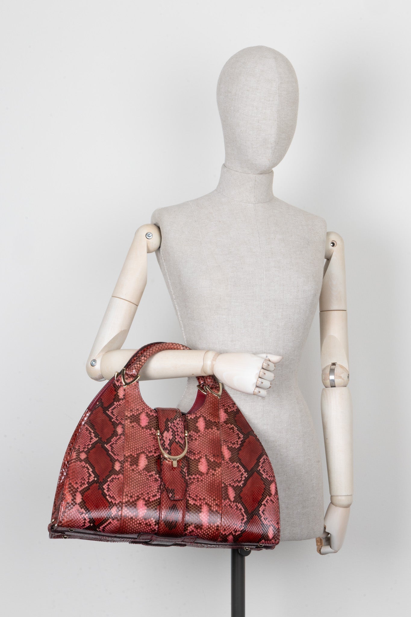 Luxury Gucci Trending 2025 Stirrup Hobo Shoulder Bag Python Burgundy