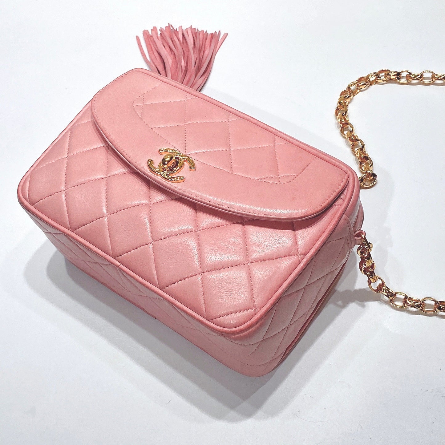No.3529-Chanel Vintage Lambskin Turn-Lock Camera Bag