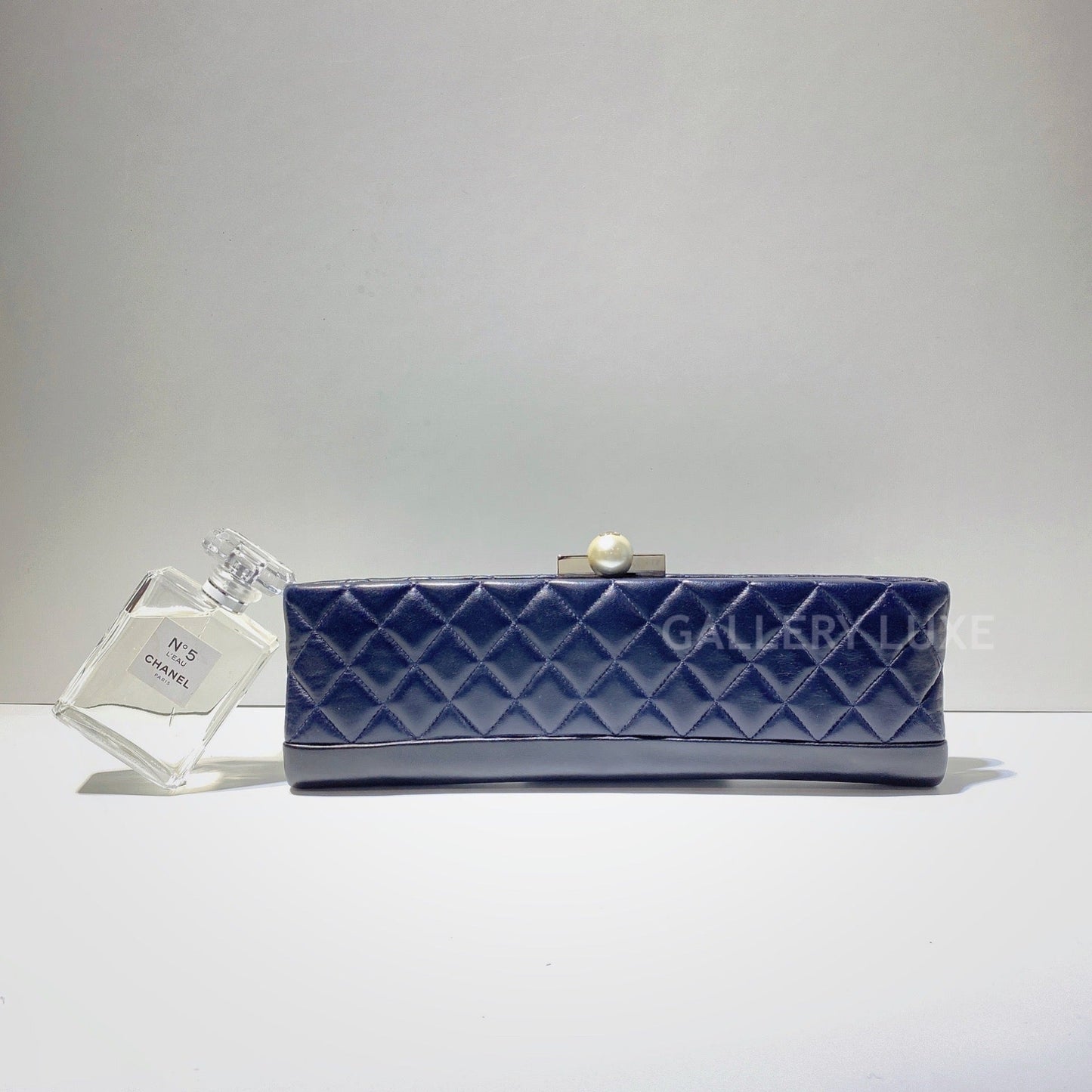 No.2881-Chanel Lambskin Evening Clutch Bag
