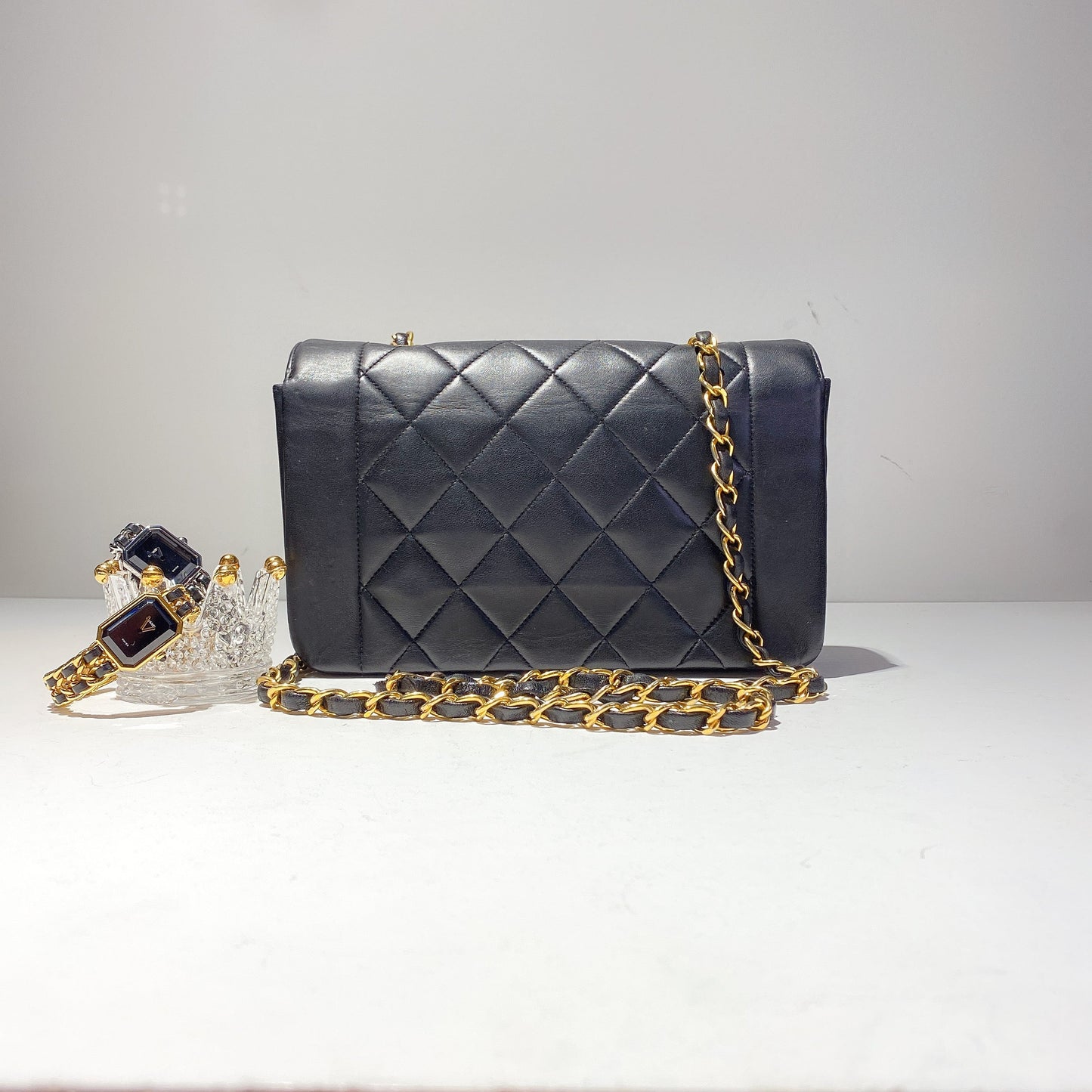 No.2358-Chanel Vintage Lambskin Diana Bag 22cm