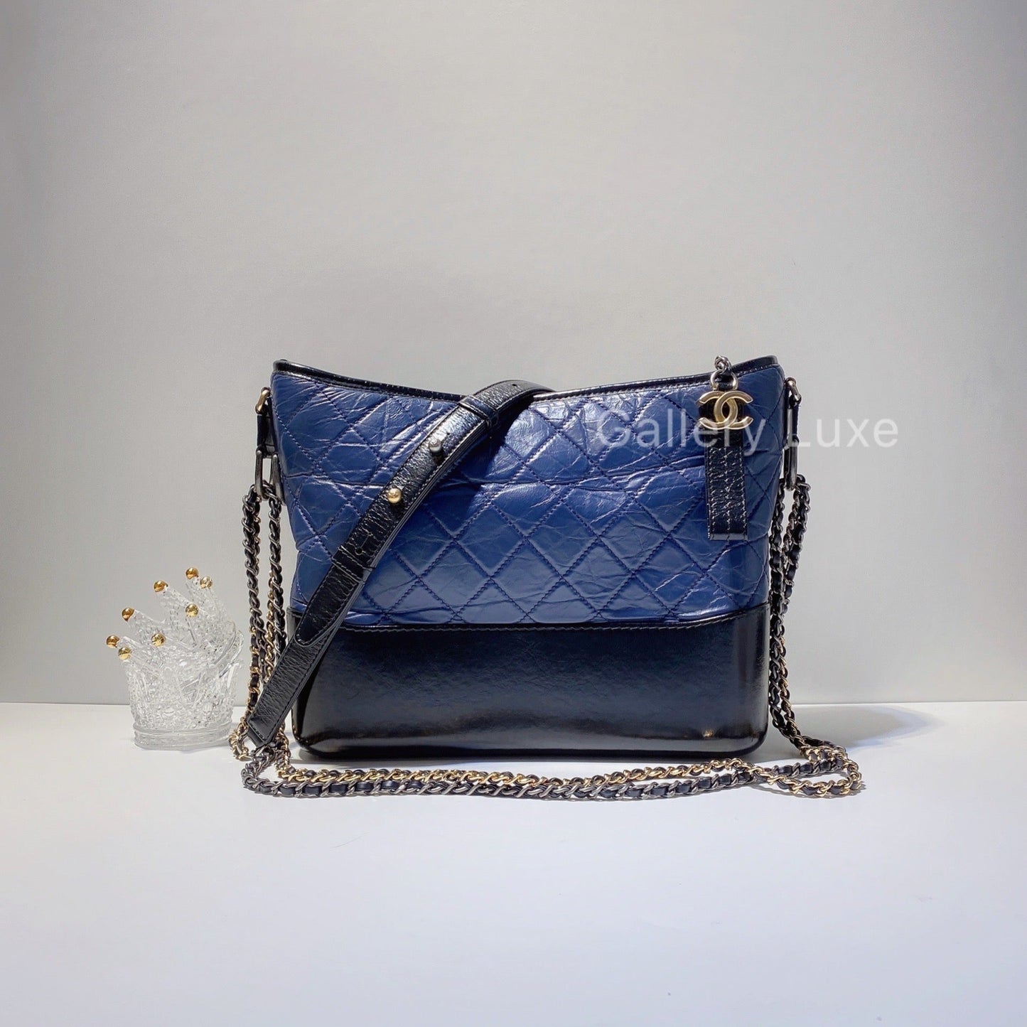 No.2587-Chanel Medium Gabrielle Hobo Bag