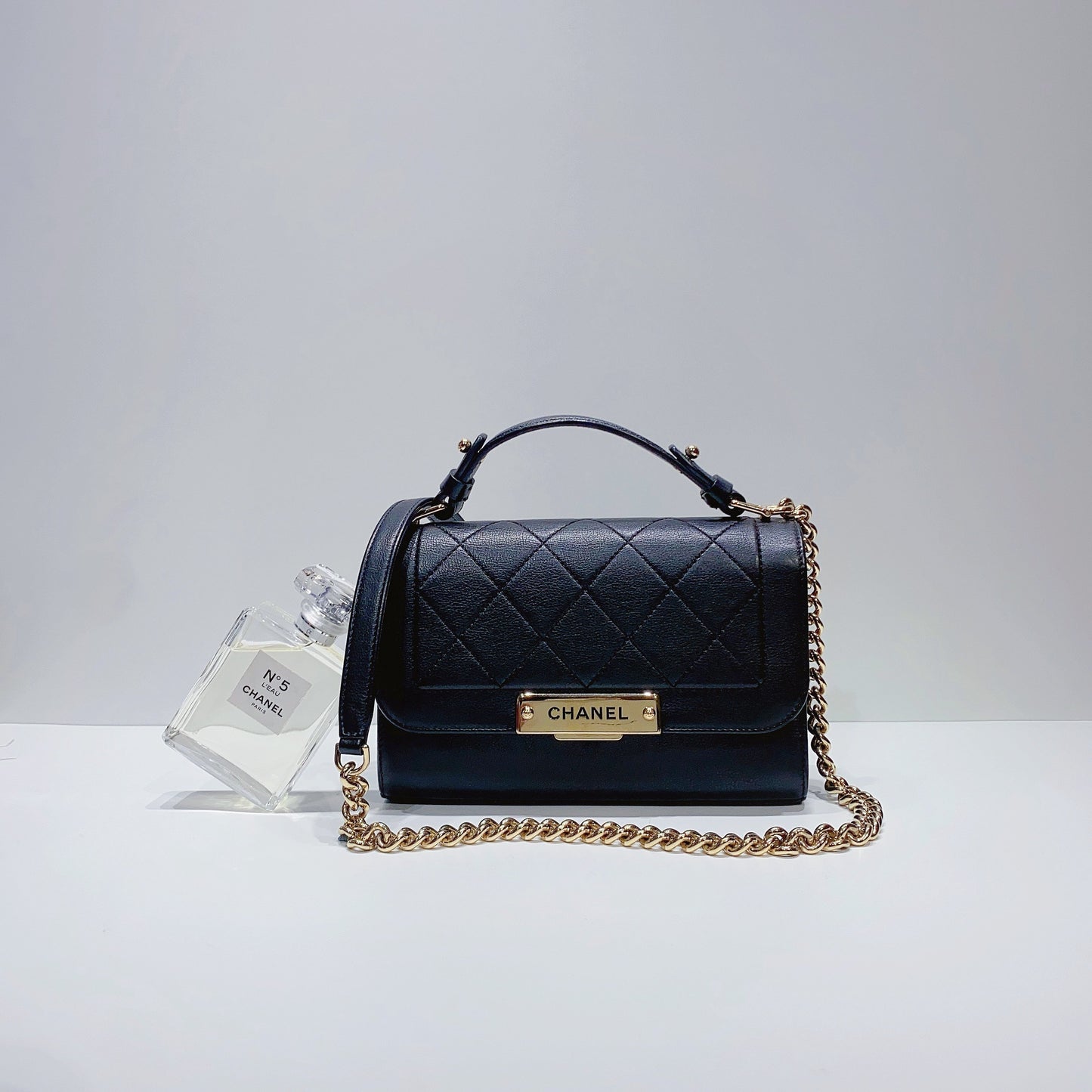 No.3773-Chanel Label Click Flap Bag with Top Handle