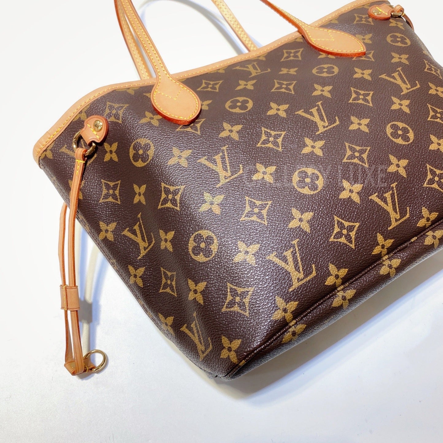 No.3185-Louis Vuitton Neverfull PM