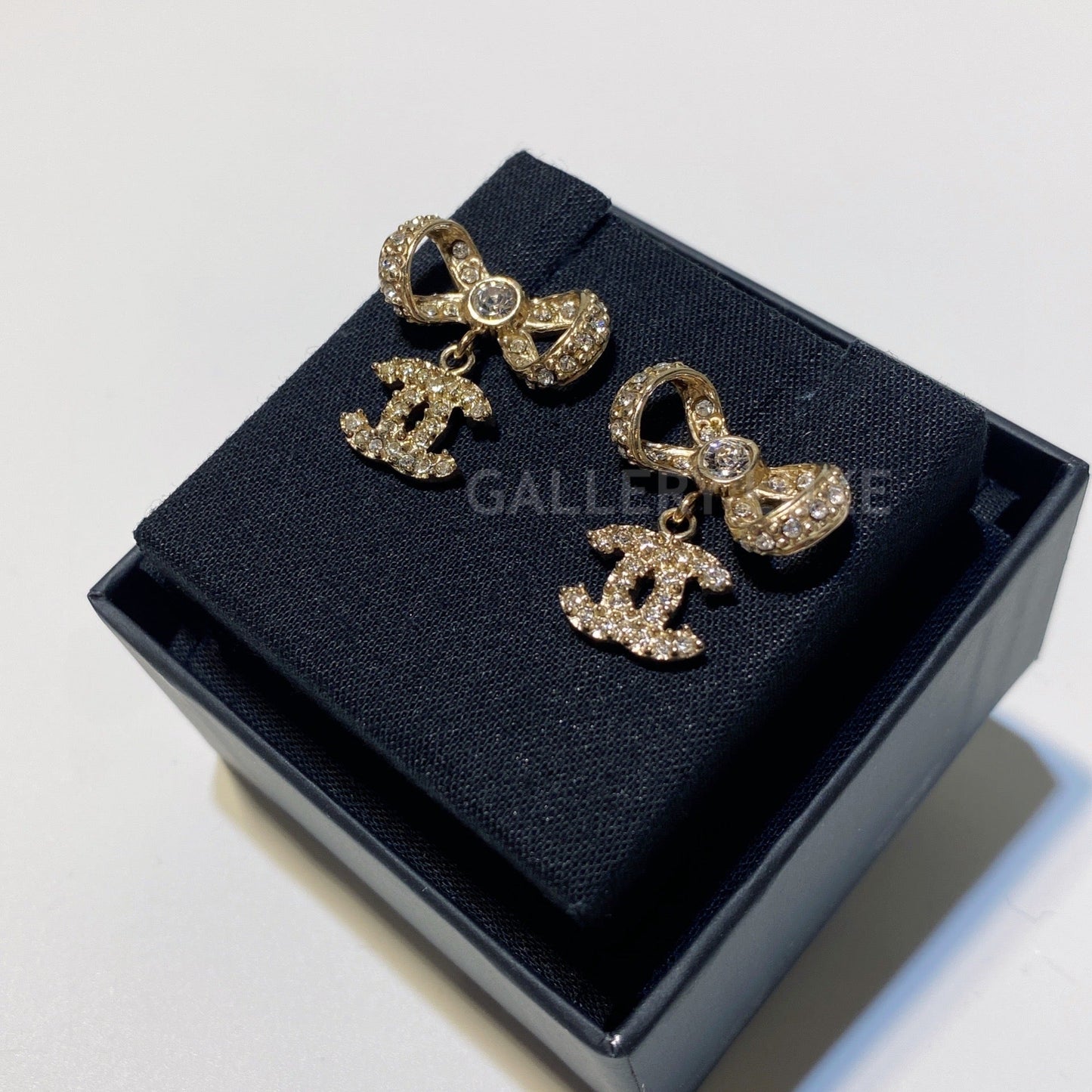 No.2395-Chanel Ribbon with CC Earrings