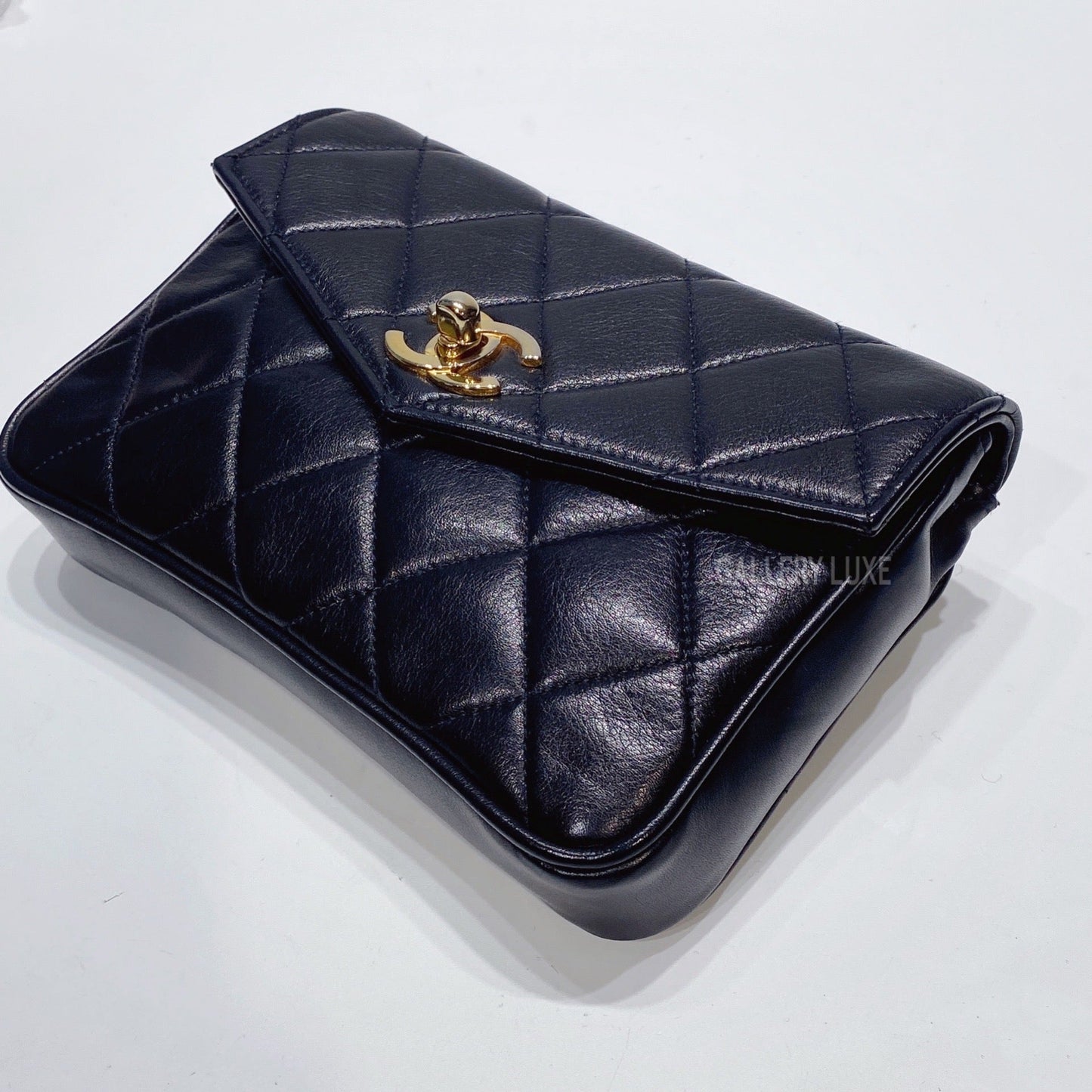 No.3408-Chanel Vintage Lambskin Belt Bag