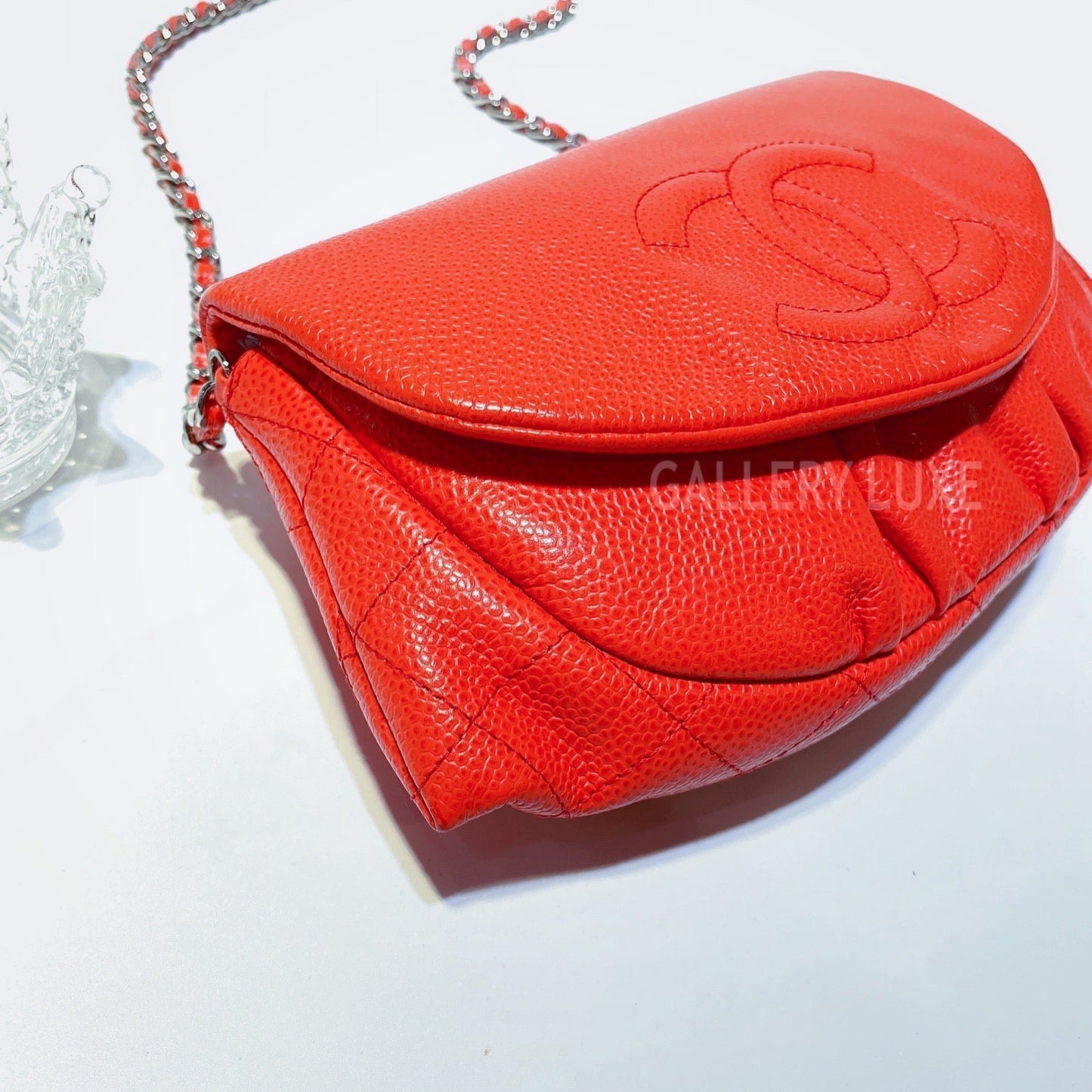 No.2894-Chanel Caviar Halfmoon Wallet On Chain