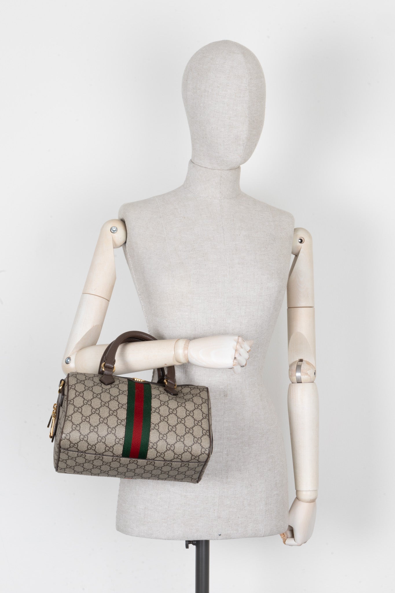 Luxury Gucci Trending 2025 Small Ophidia Bowling Bag