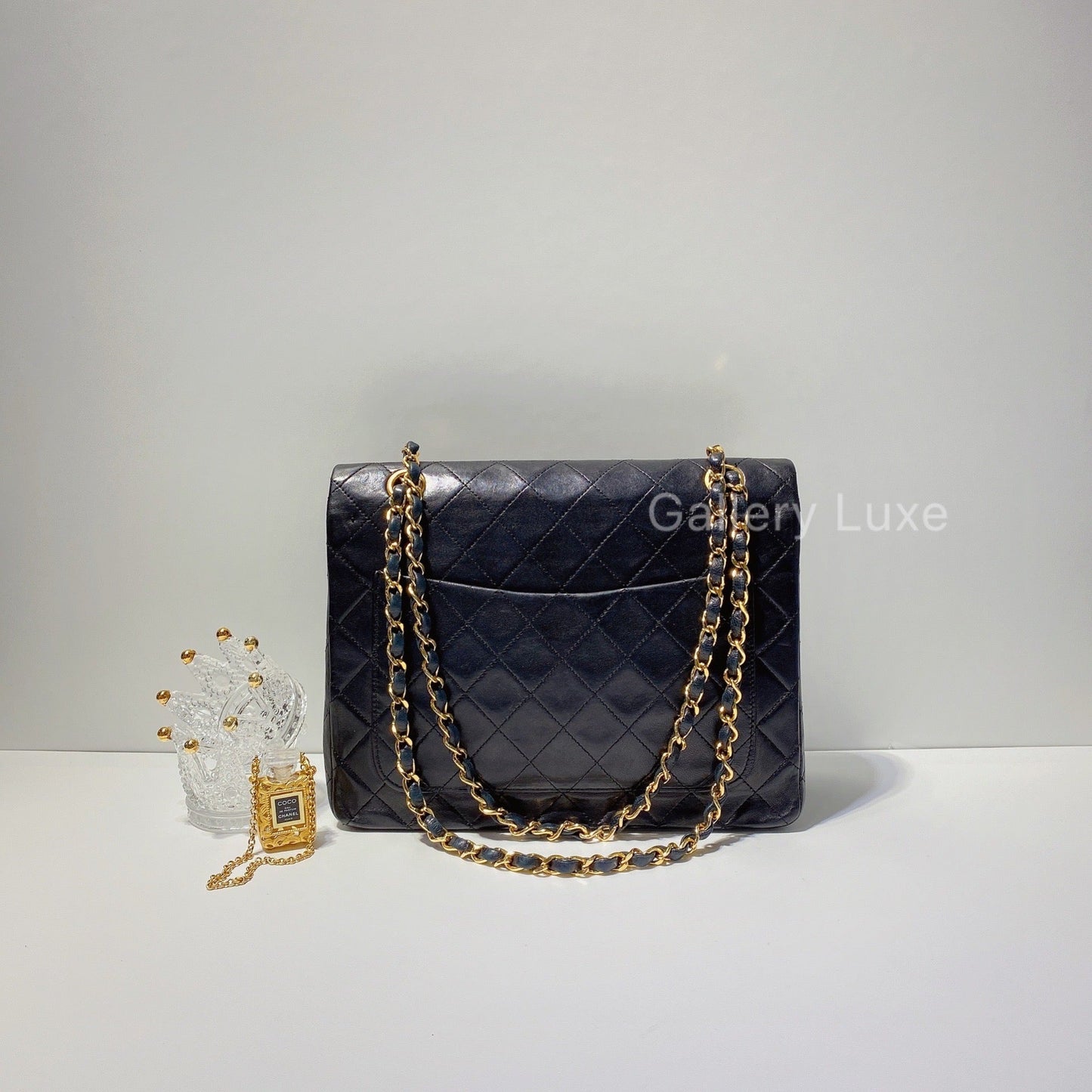 No.2610-Chanel Vintage Lambskin Classic Flap Bag
