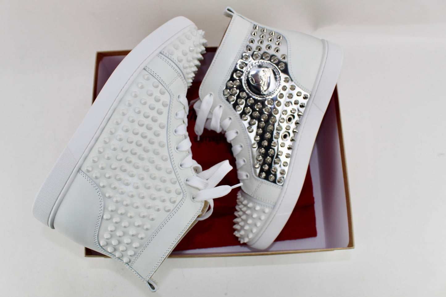CHRISTIAN LOUBOUTIN LOUIS WOMEN FLAT SIZE 40
