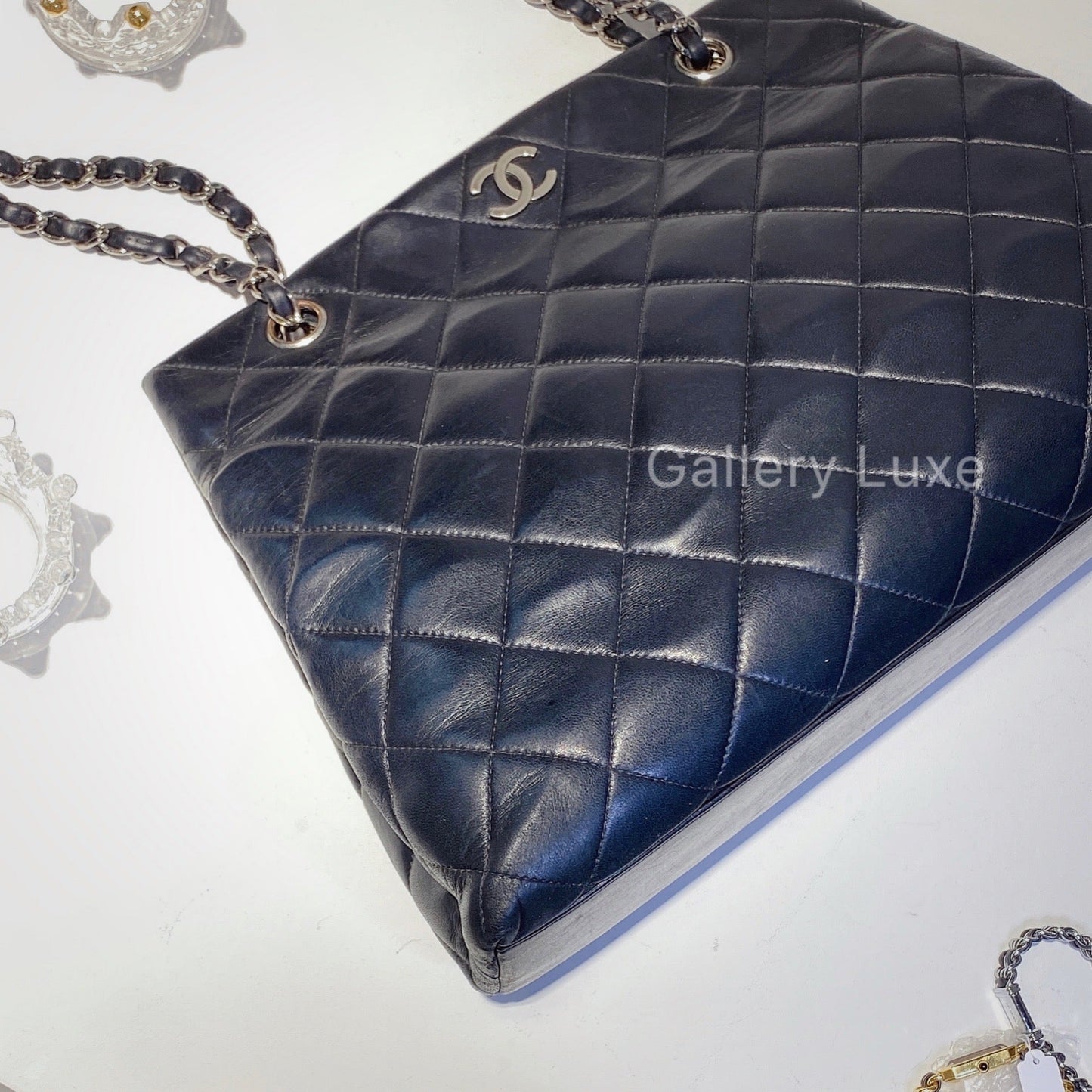 No.2368-Chanel Vintage Lambskin Shoulder Bag