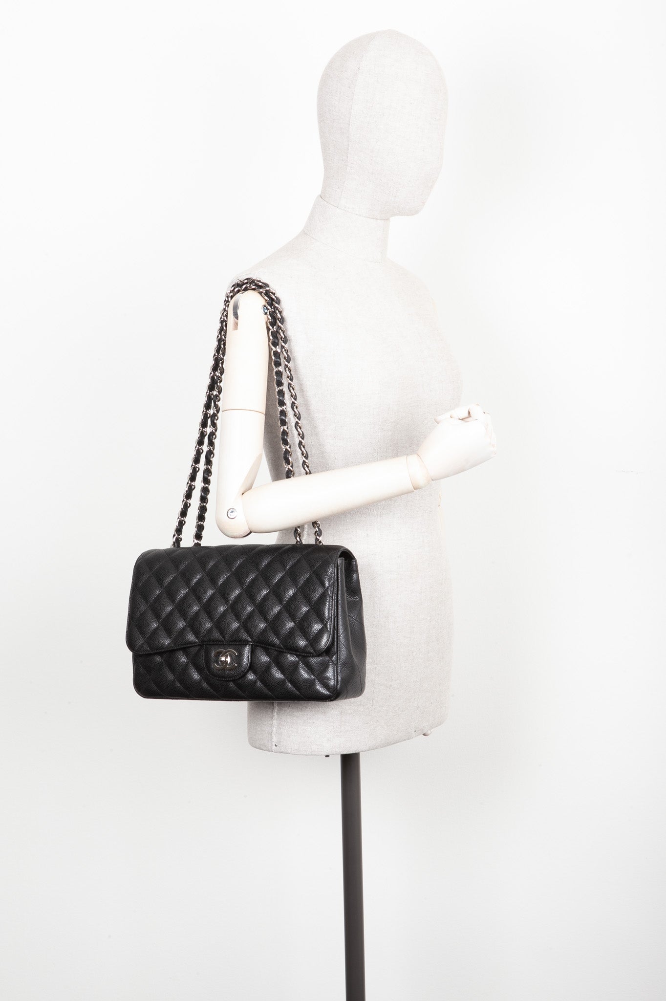 CHANEL Single Flap Bag Caviar Black Large