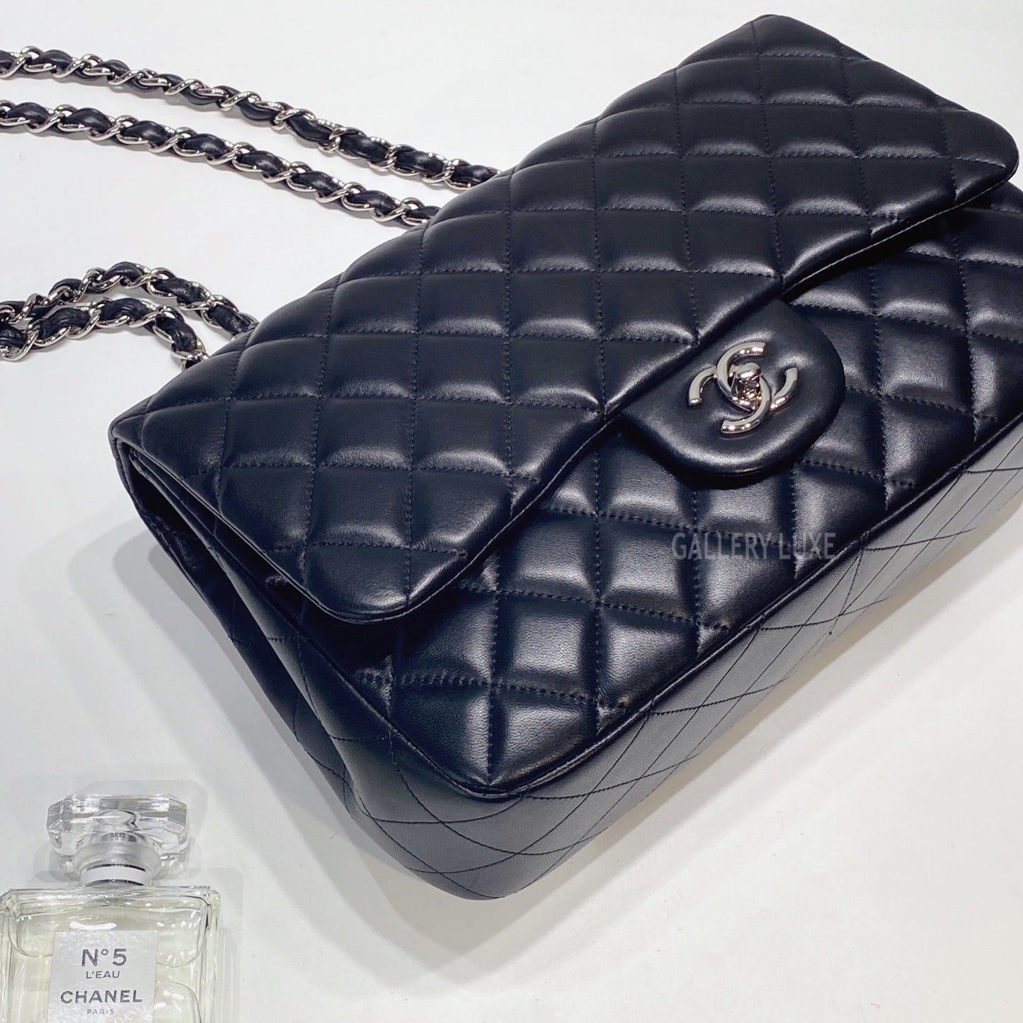 No.3417-Chanel Lambskin Classic Jumbo Single Flap Bag (Unsued / 未使用品)