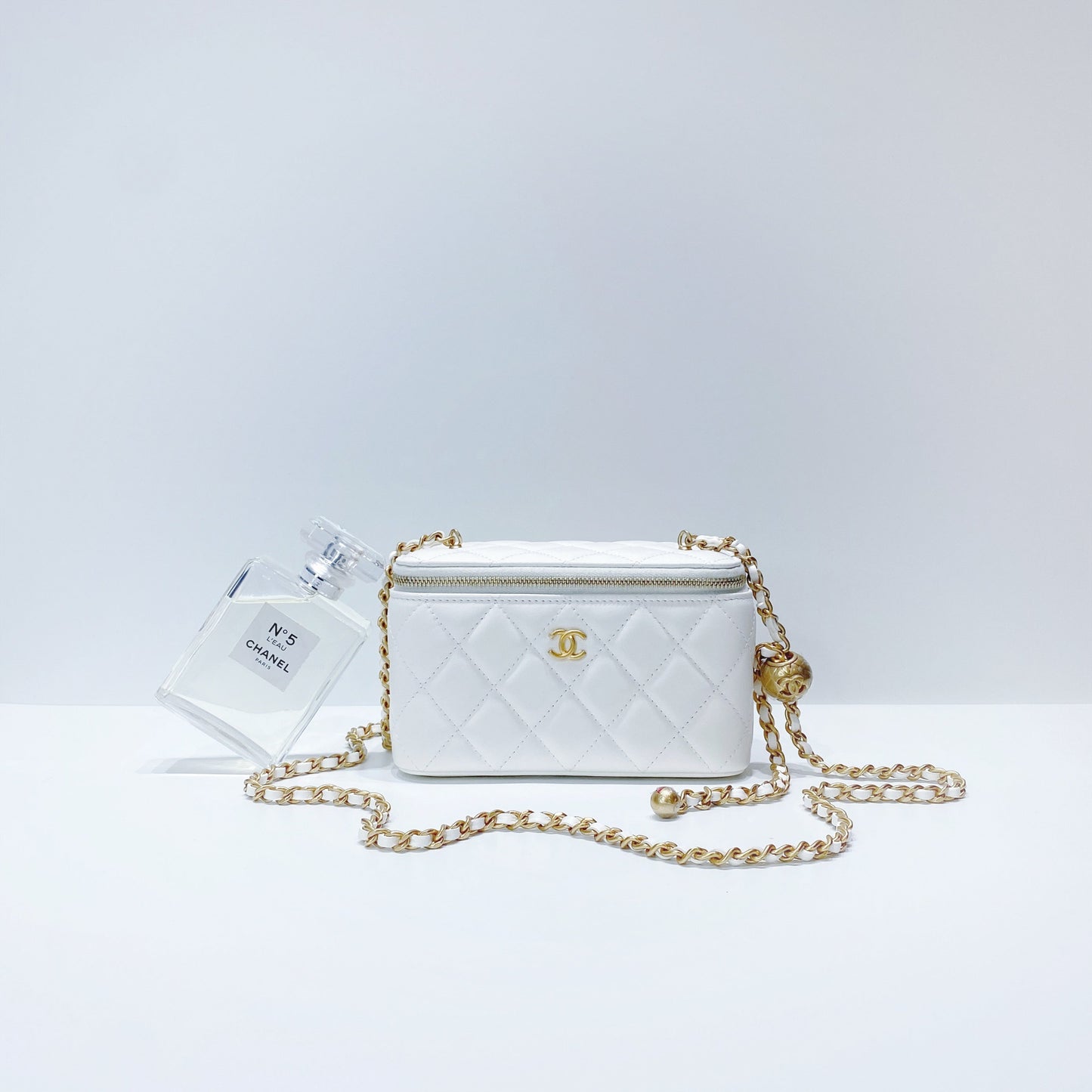 No.3675-Chanel Pearl Crush Vanity With Chain (Brand New / 全新)