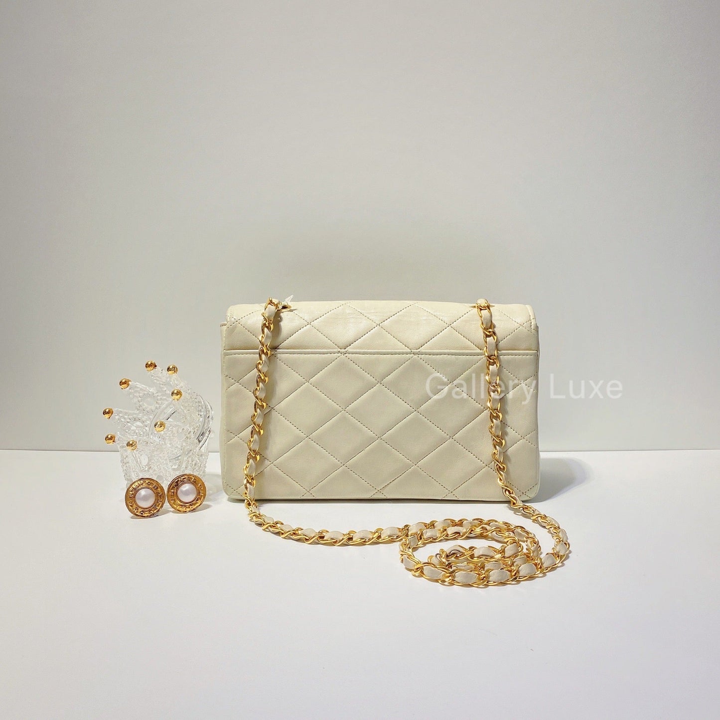 No.2223-Chanel Vintage Lambskin Flap Bag