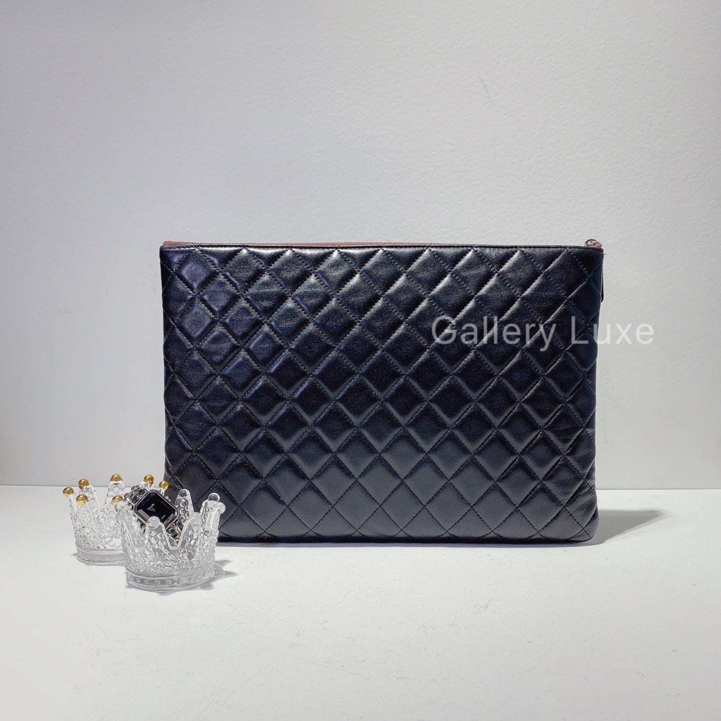 No.2349-Chanel Large O Case Clutch
