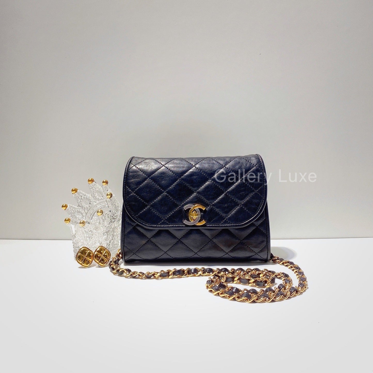 No.2627-Chanel Vintage Lambskin Paris Edition WOC