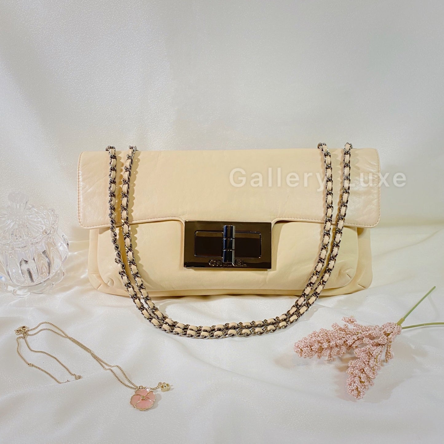 No.2080-Chanel 2.55 Chain Shoulder Bag