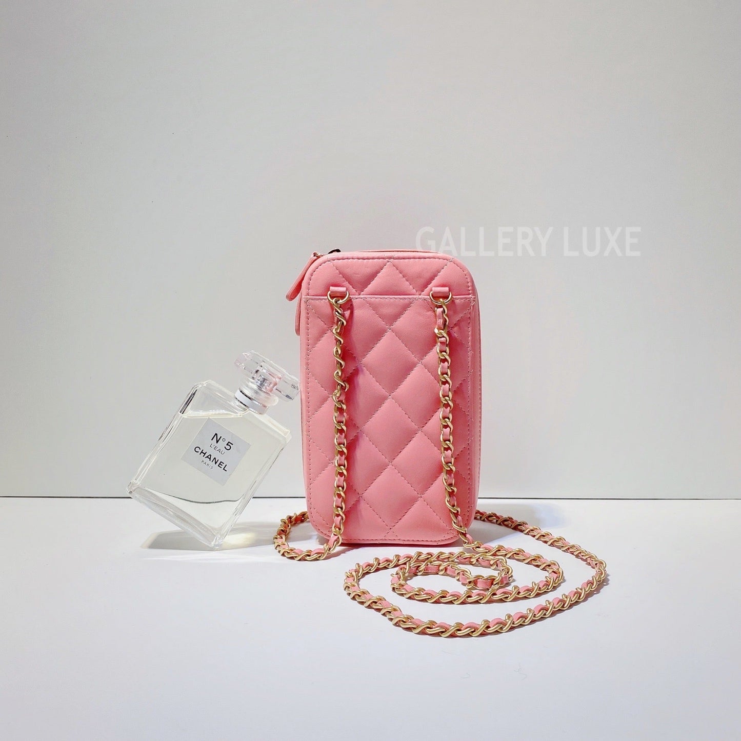 No.2915-Chanel Timeless Classic Phone Holder With Chain