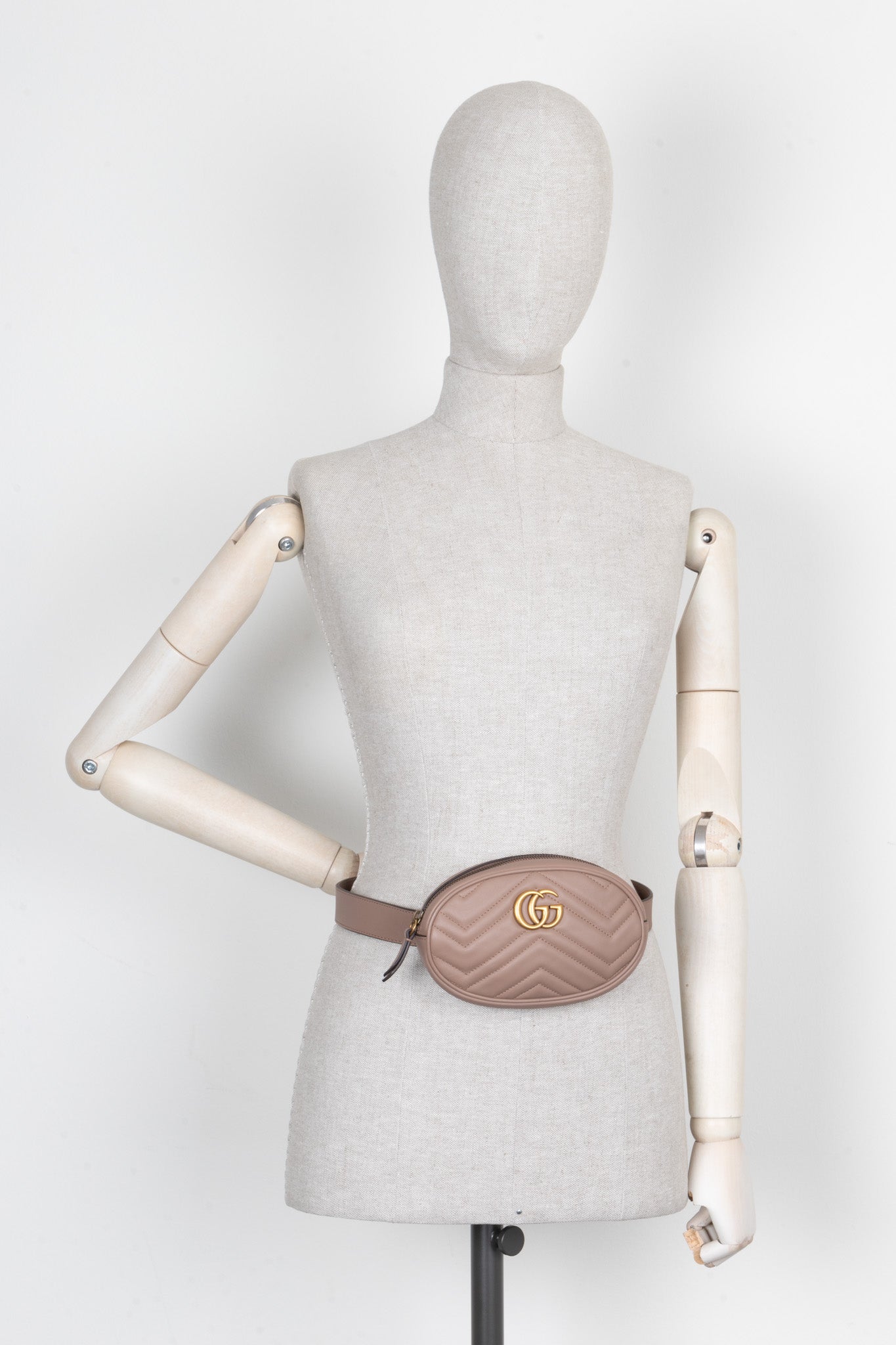 Luxury Gucci Trending 2025 Marmont Belt Bag Leather Dusty Rose