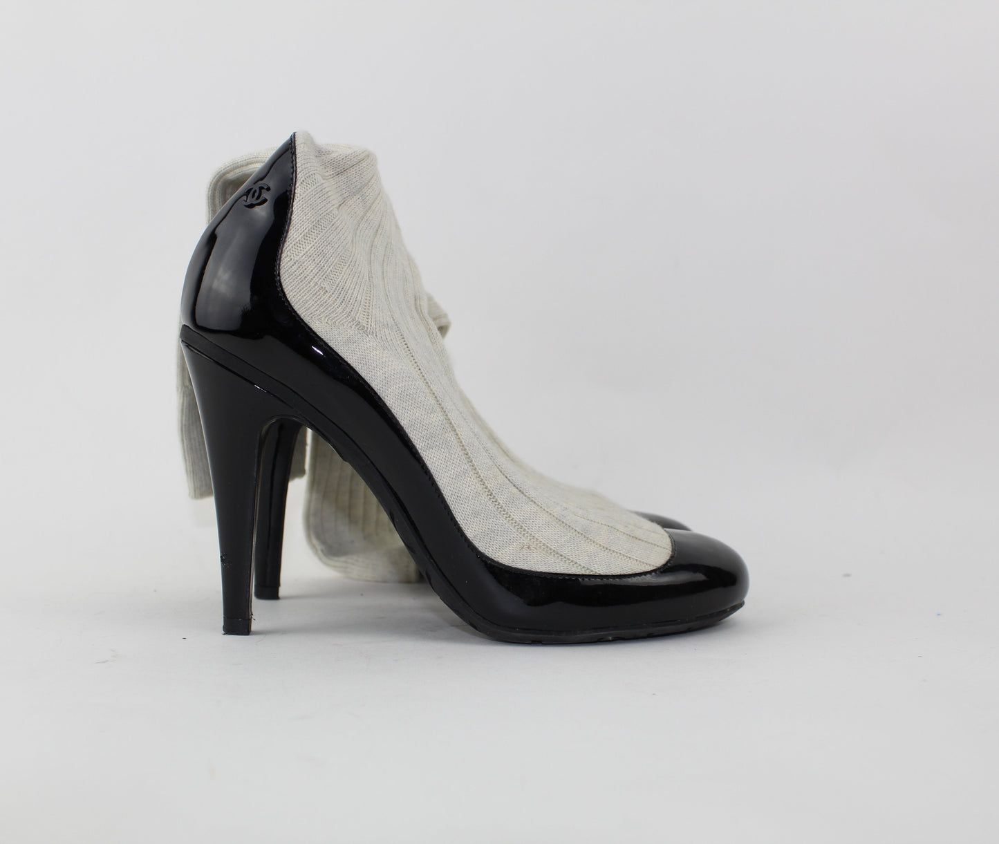 CHANEL BLACK PATENT LEATHER KNIT SOCK BOOTIES SIZE 37.5
