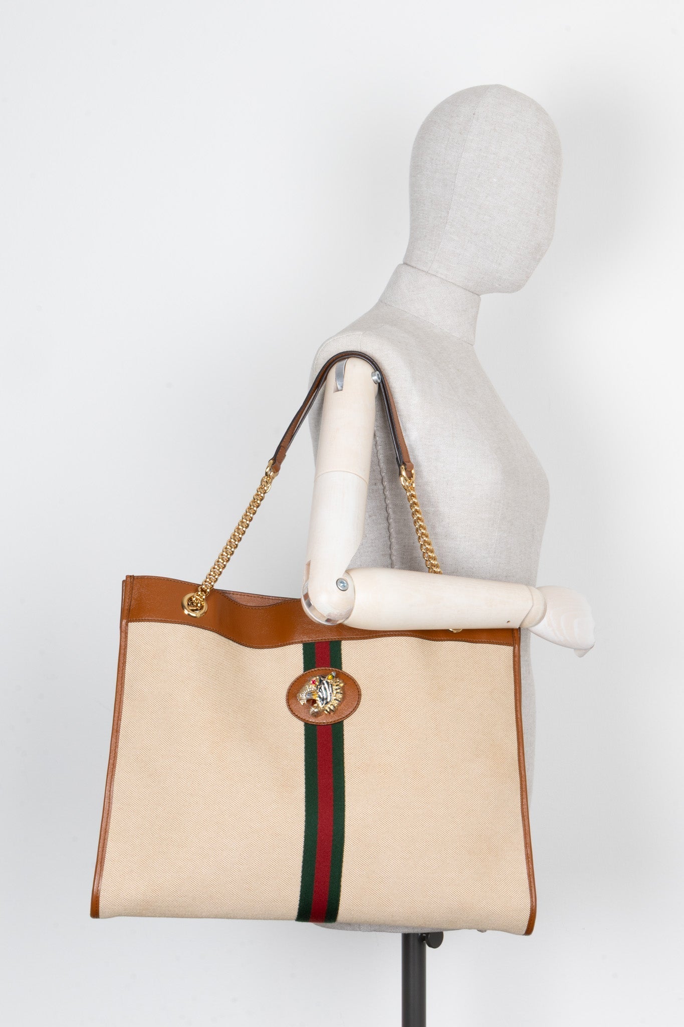 Luxury Gucci Trending 2025 Rajah Chain Tote Canvas Beige