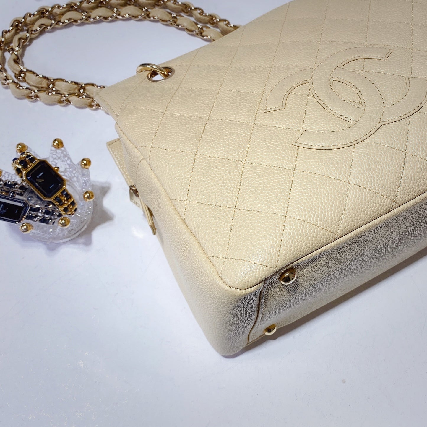 No.2342-Chanel Vintage Caviar Petite Timeless Tote Bag