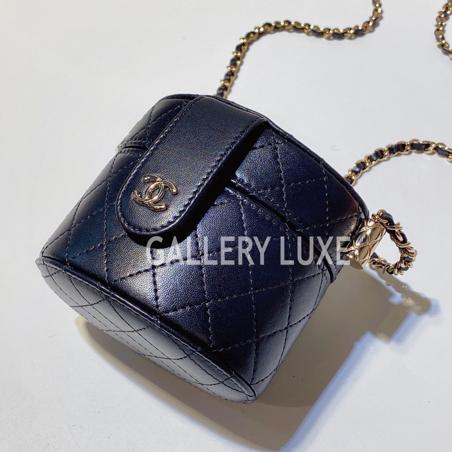 No.3228-Chanel CC Allure Vanity With Chain