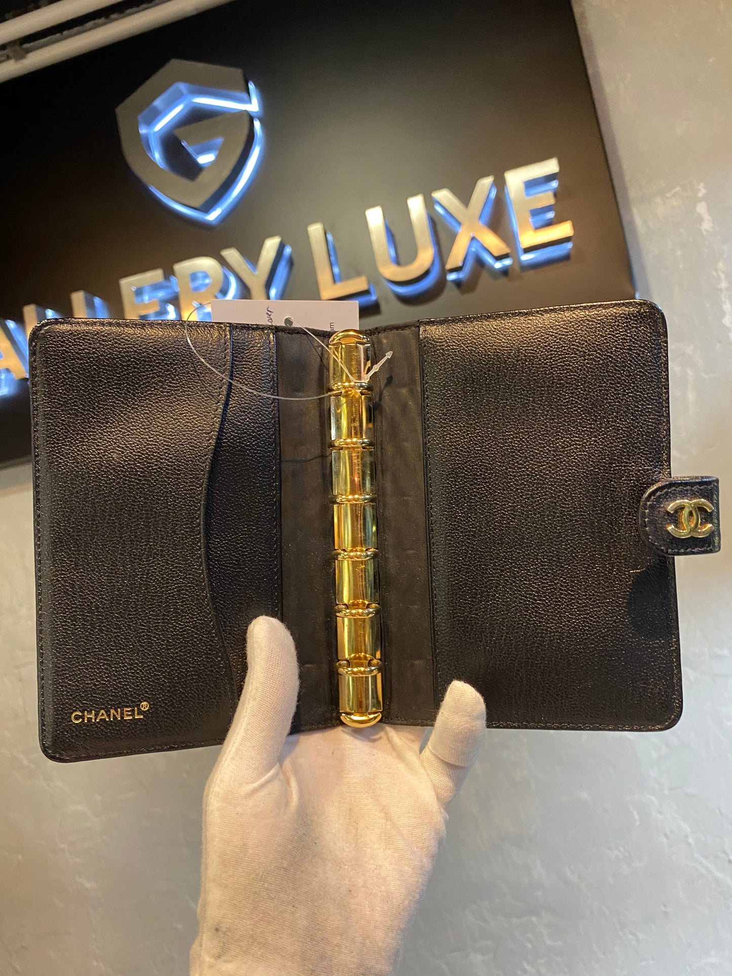 No.2222-Chanel Vintage Caviar Notebook Cover