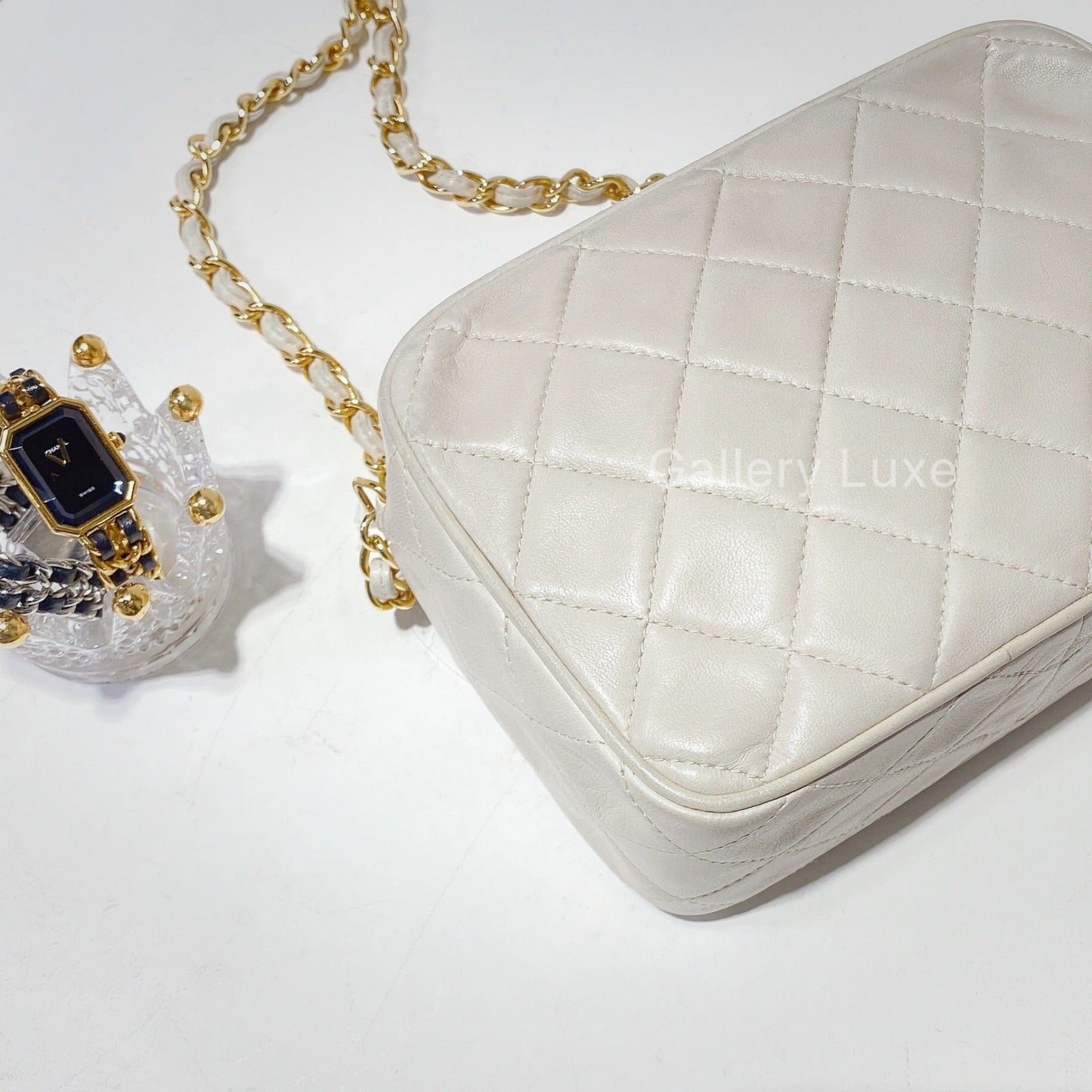 No.2159-Chanel Vintage Lambskin Camera Bag