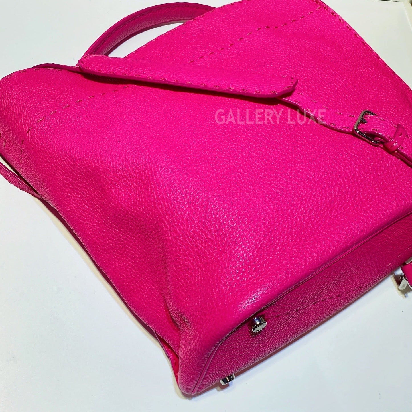 No.2955-Luxury FendiRomano Selleria Large Anna Bucket Bag