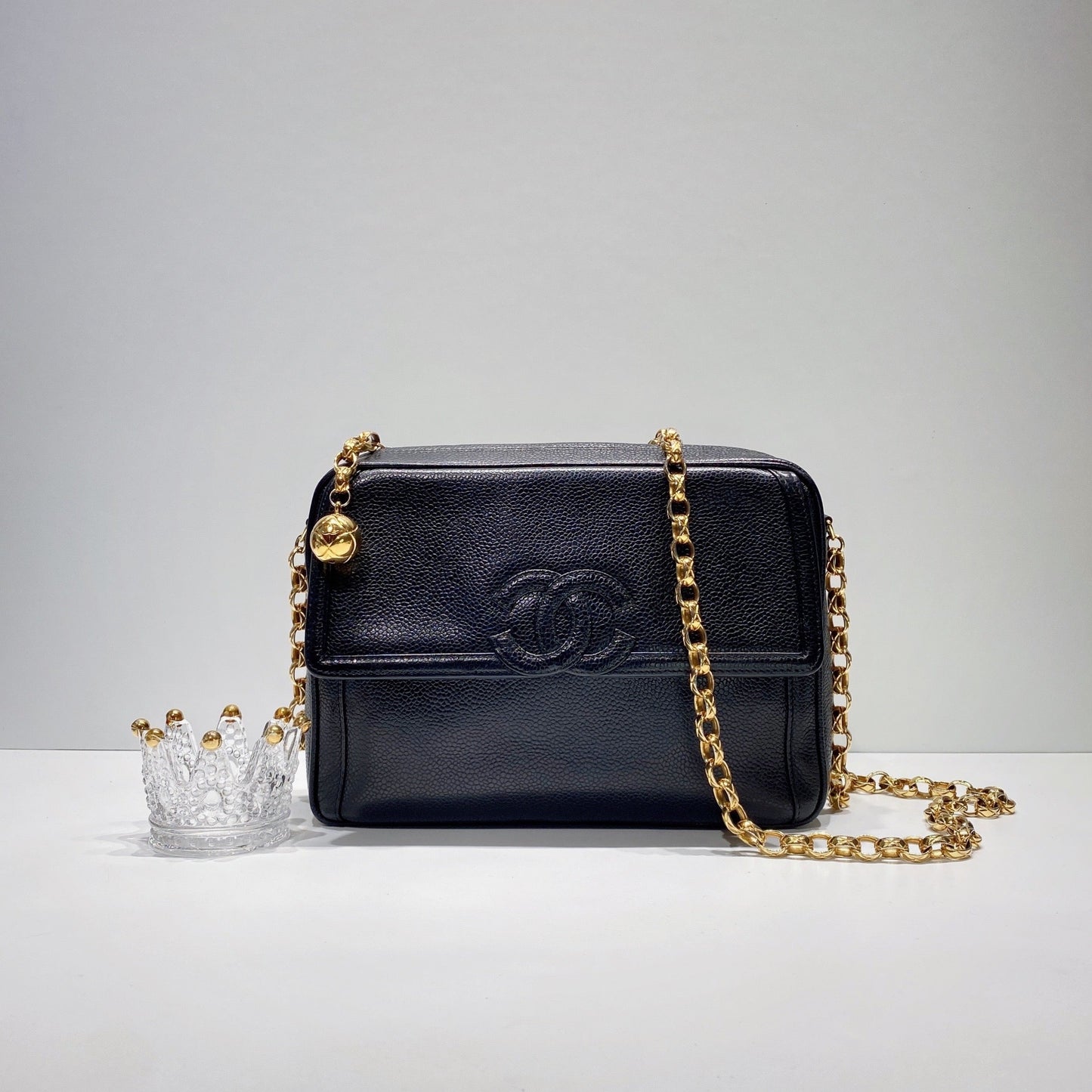 No.3430-Chanel Vintage Caviar Camera Bag