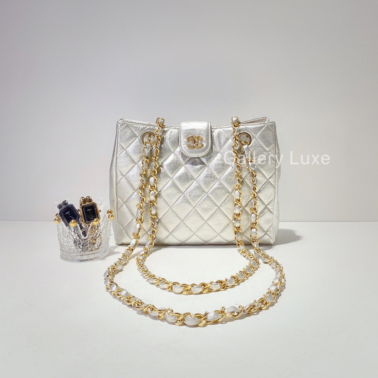 No.2389-Chanel Vintage Lambskin Shoulder Bag