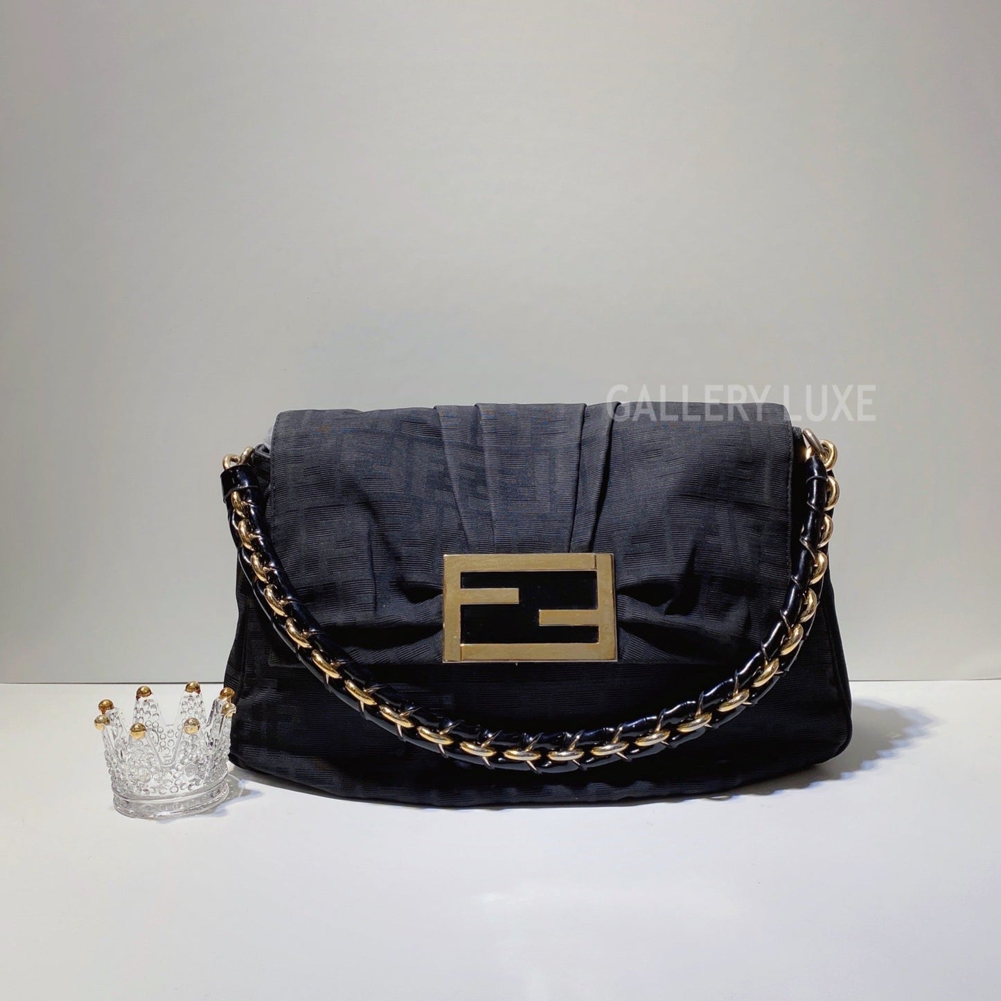 No.2959-Luxury FendiZucca Mia Canvas Shoulder Bag