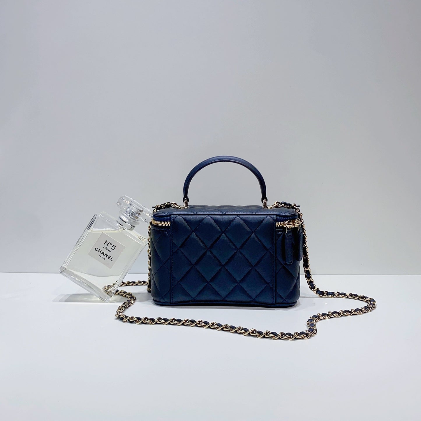 No.3797-Chanel Timeless Classic Handle Vanity With Chain (Unused / 未使用品)