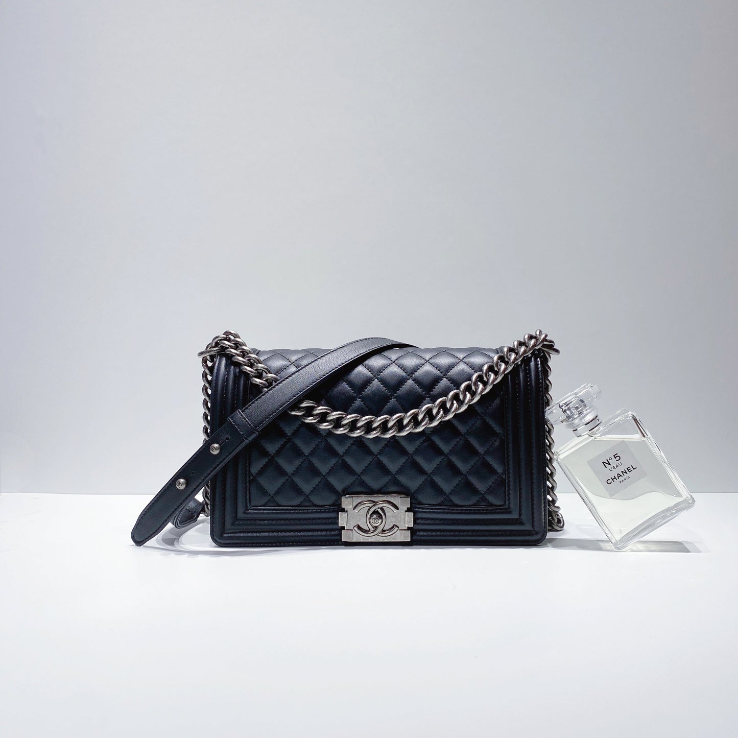No.3681-Chanel Calfskin Boy 25cm