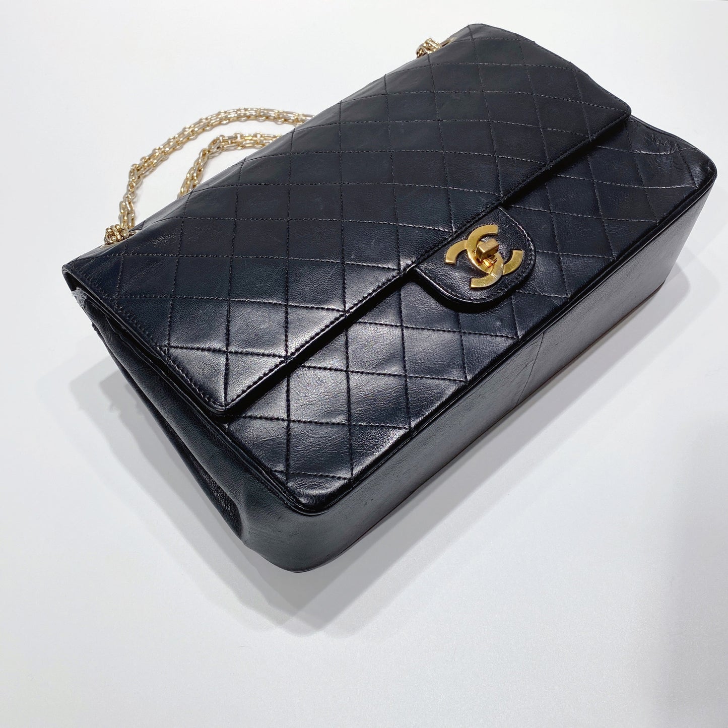 No.2921-Chanel Vintage Lambskin Classic Flap Bag