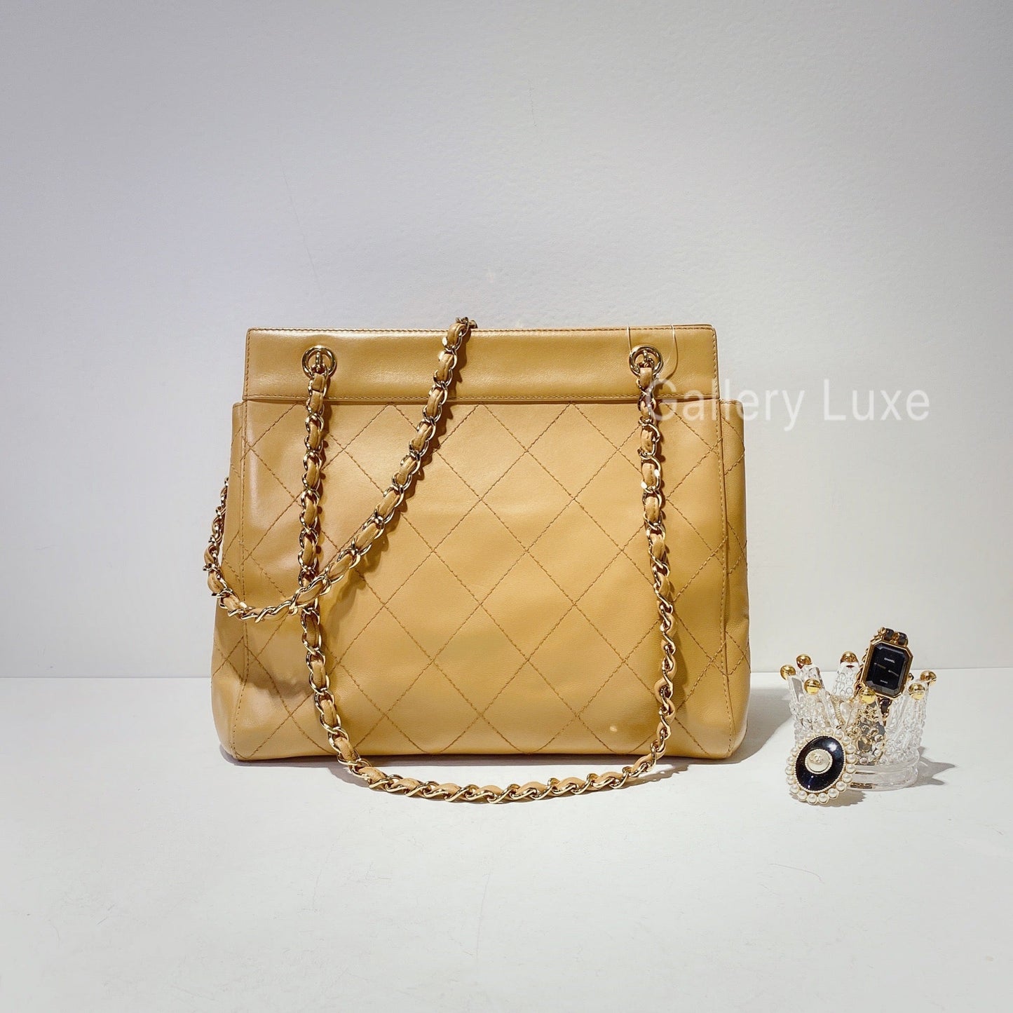 No.2287-Chanel Vintage Lambskin Shoulder Bag