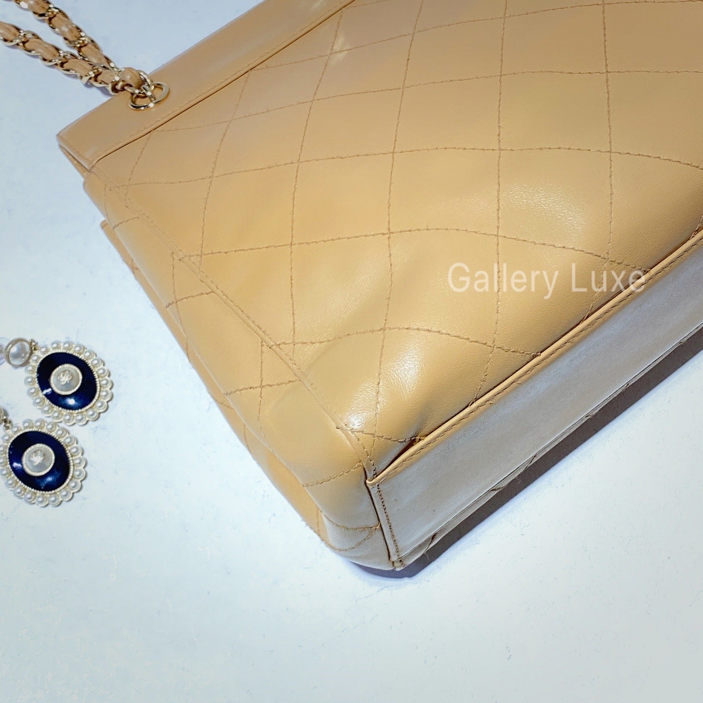 No.2287-Chanel Vintage Lambskin Shoulder Bag