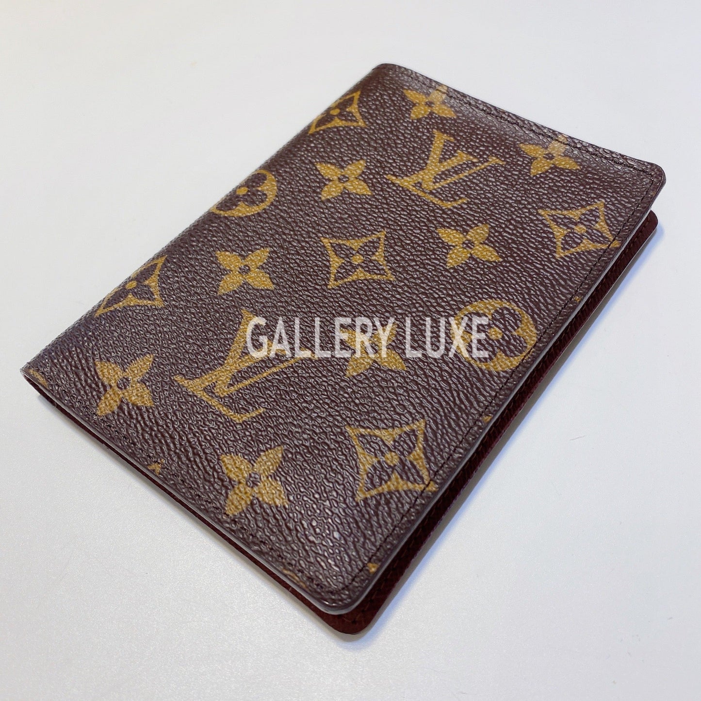 No.3222-Louis Vuitton Passport Case