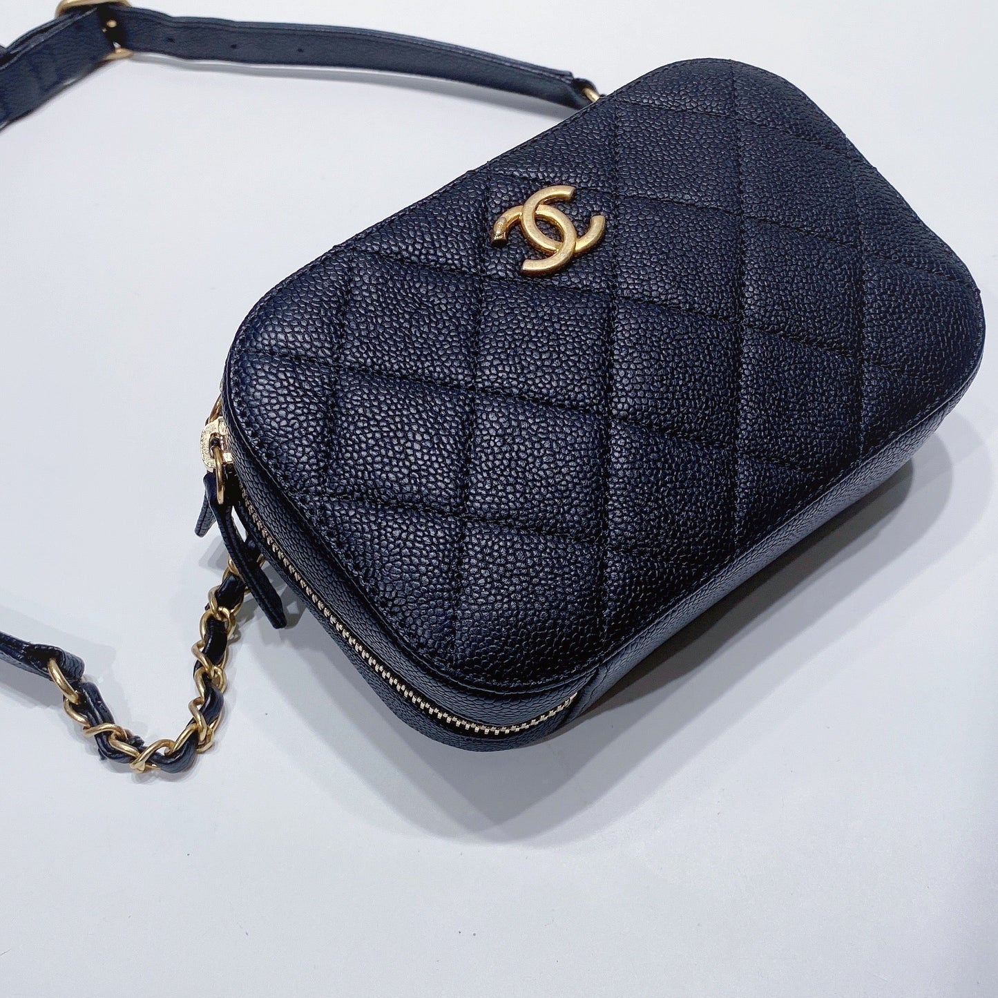 No.3554-Chanel Caviar Chic Trip Waist Bag