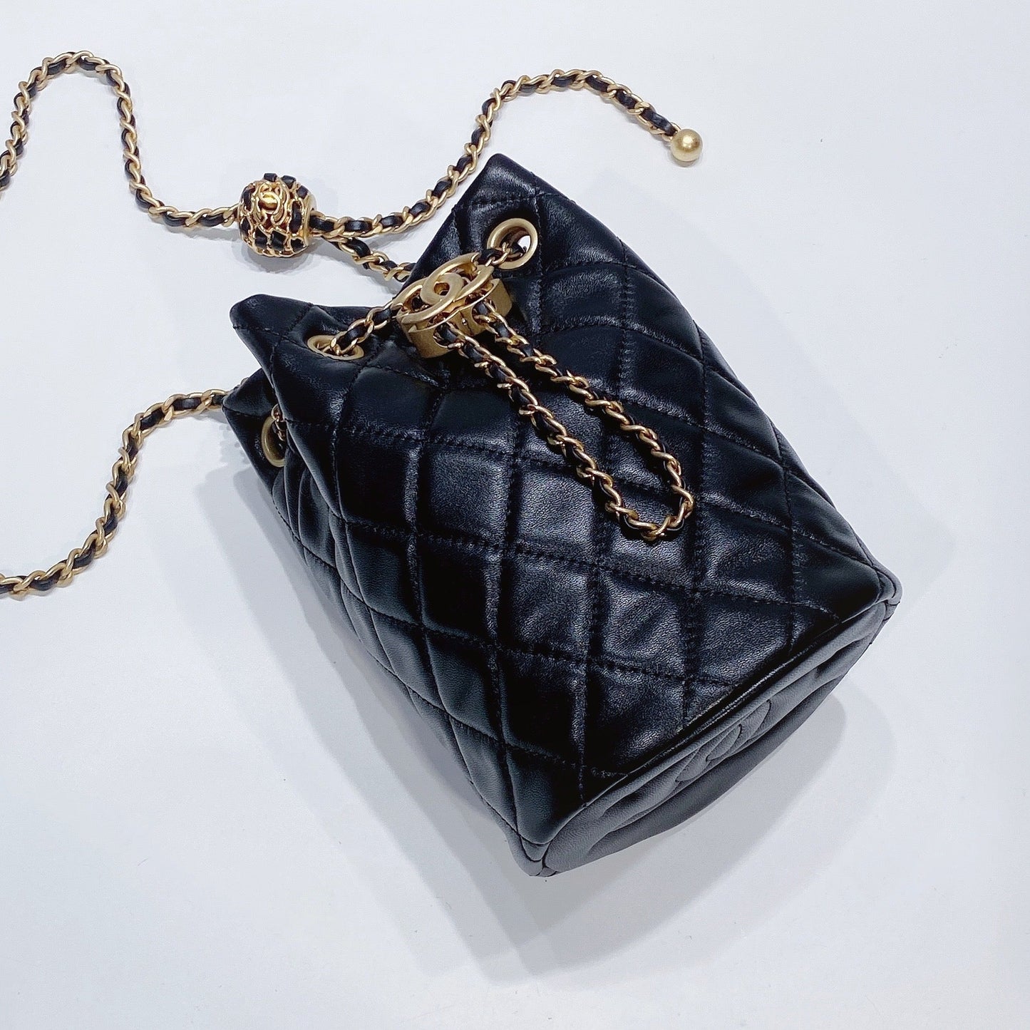 No.3638-Chanel Pearl Crush Bucket Bag (Brand New / 全新貨品)