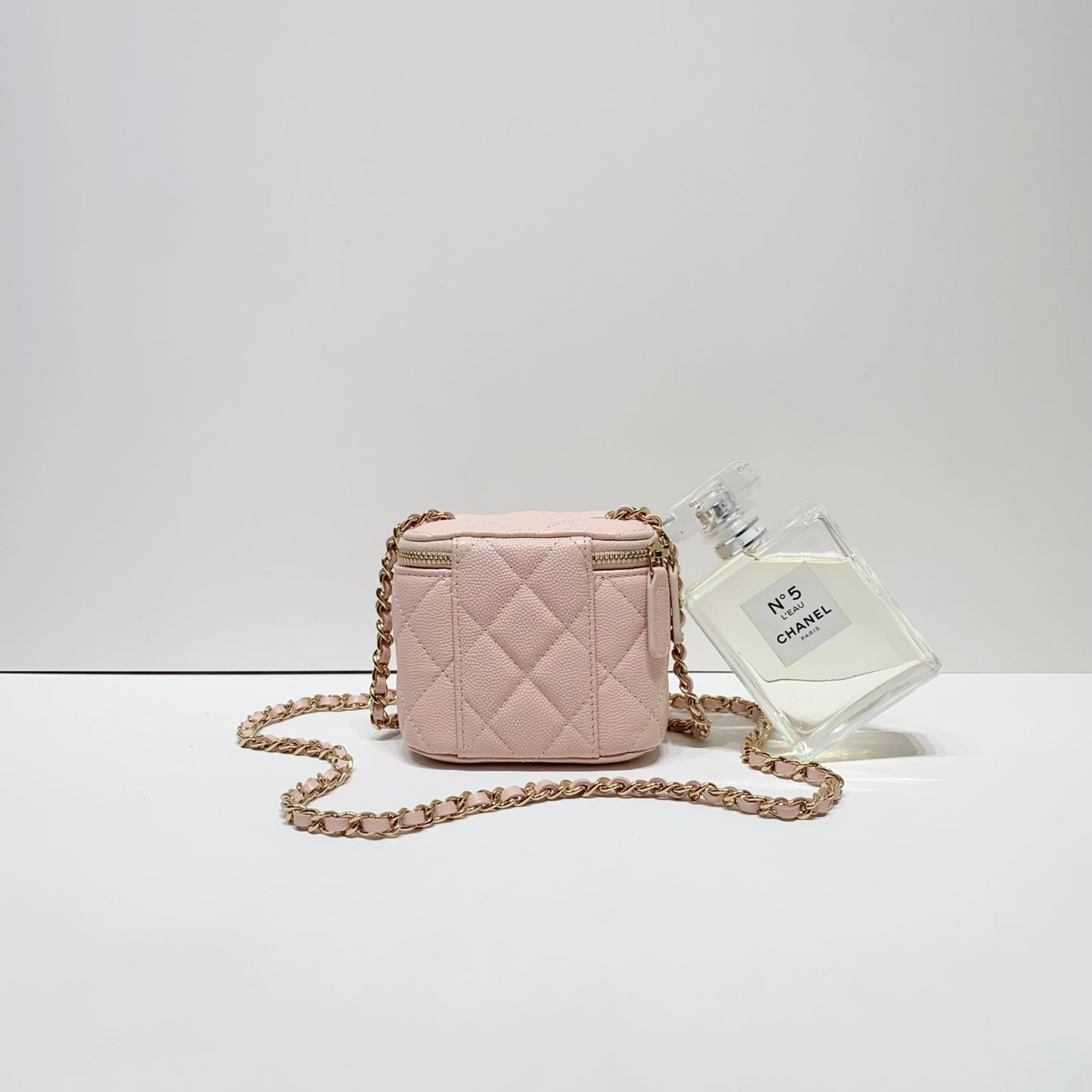 Chanel Caviar Mini Vanity With Classic Chain (Unused / 未使用品)