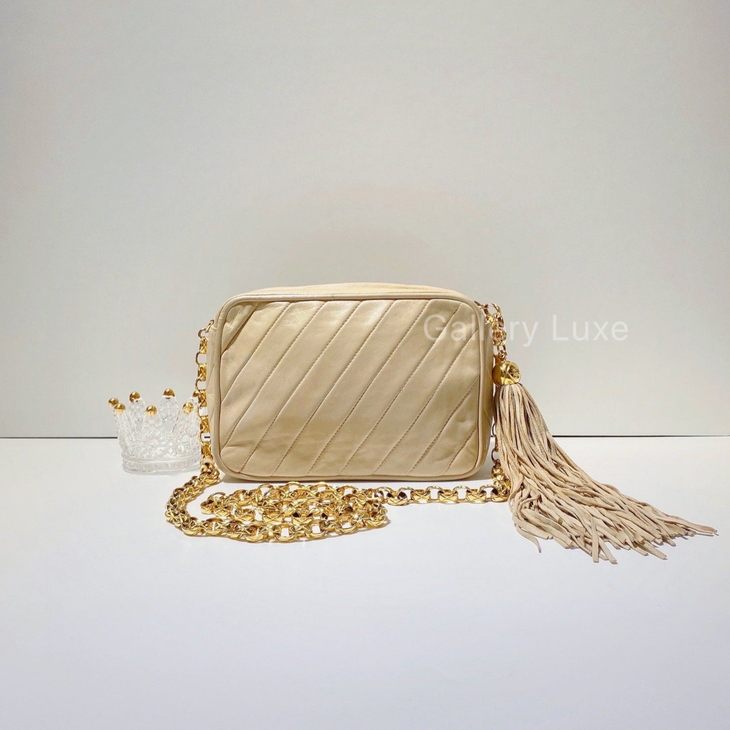 No.2653-Chanel Vintage Lambskin Camera Bag