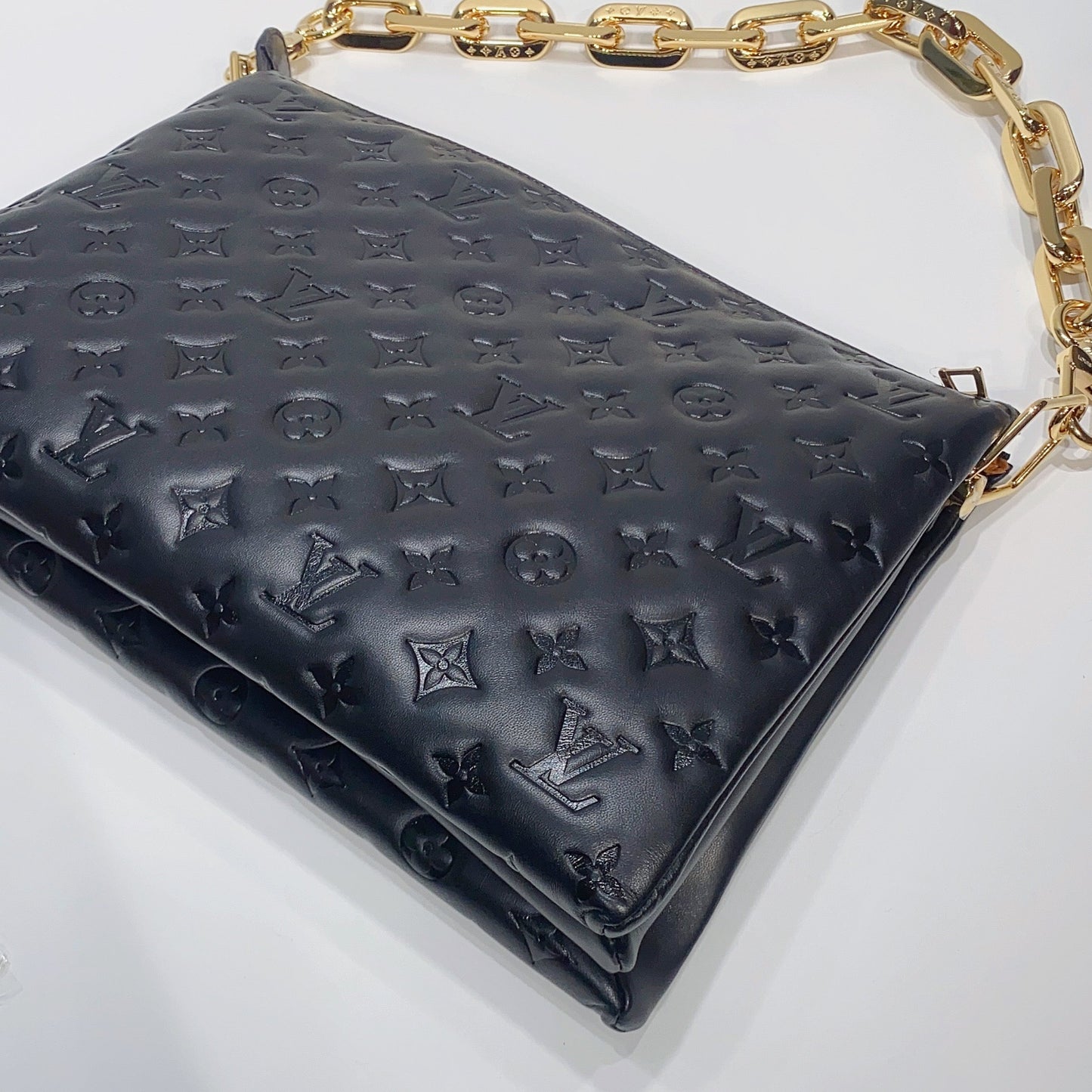 No.3806-Louis Vuitton Coussin MM
