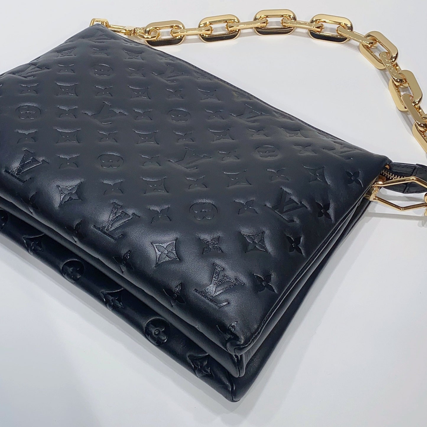 No.3806-Louis Vuitton Coussin MM