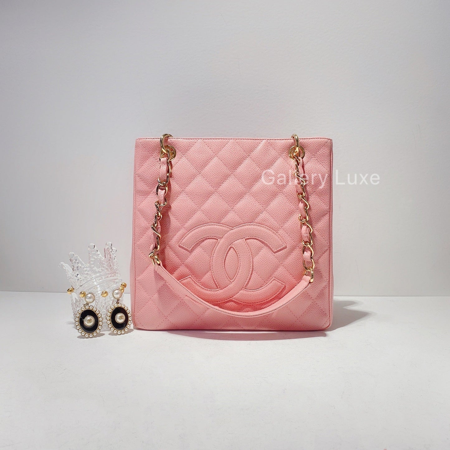 No.2429-Chanel Vintage Caviar PST
