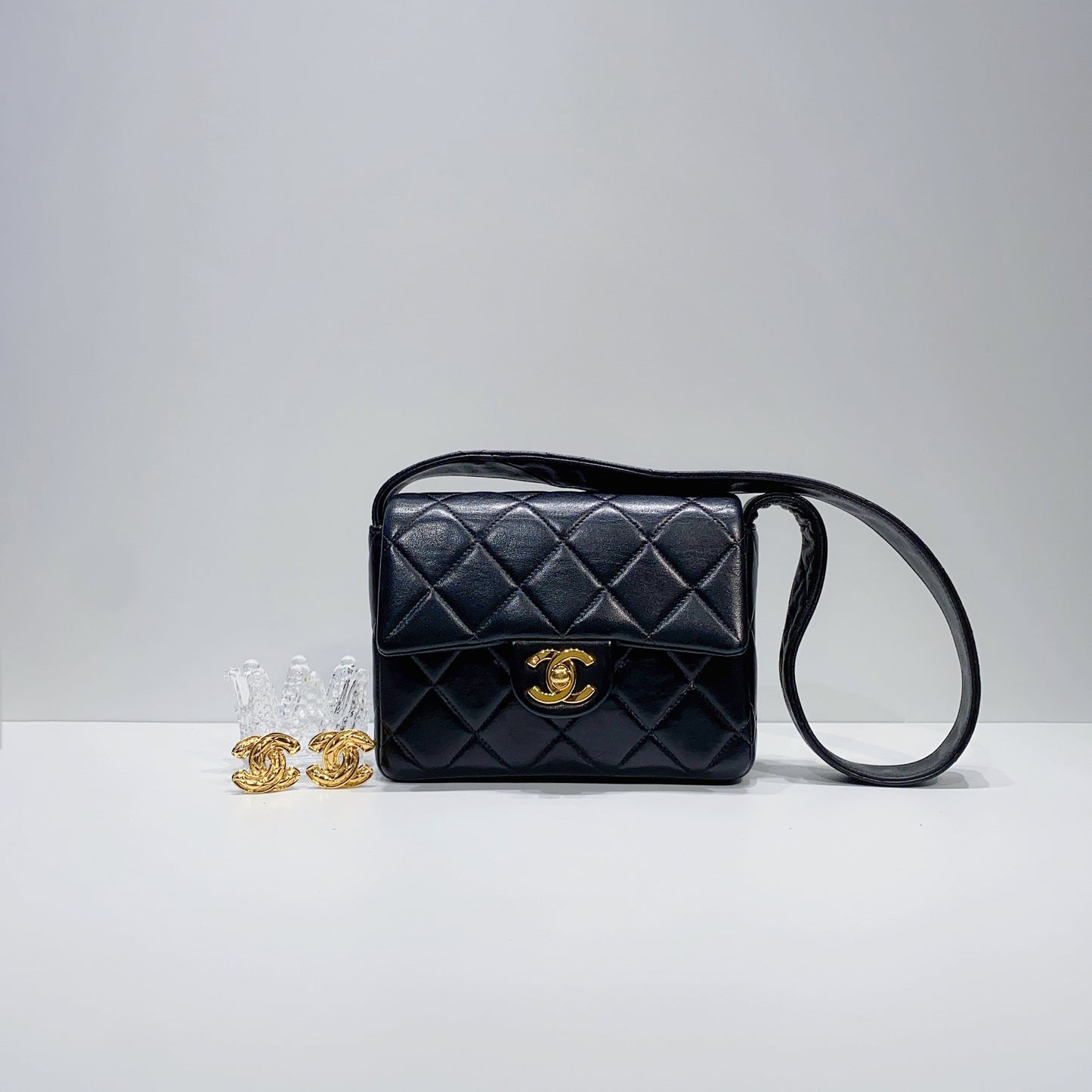 No.001537-1-Chanel Vintage Lambskin Mini Square Shoulder Bag